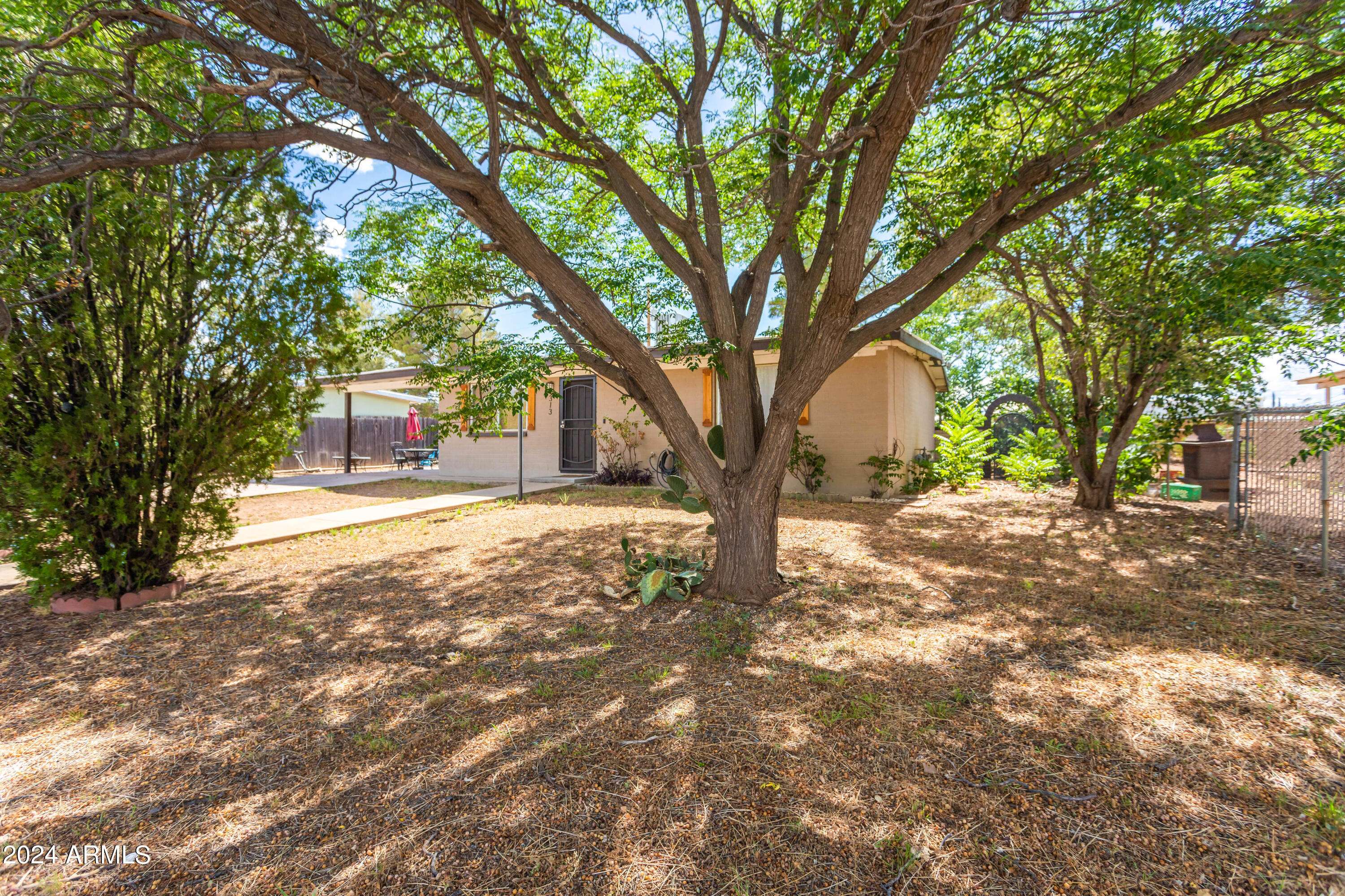 Huachuca City, AZ 85616,313 3RD Street