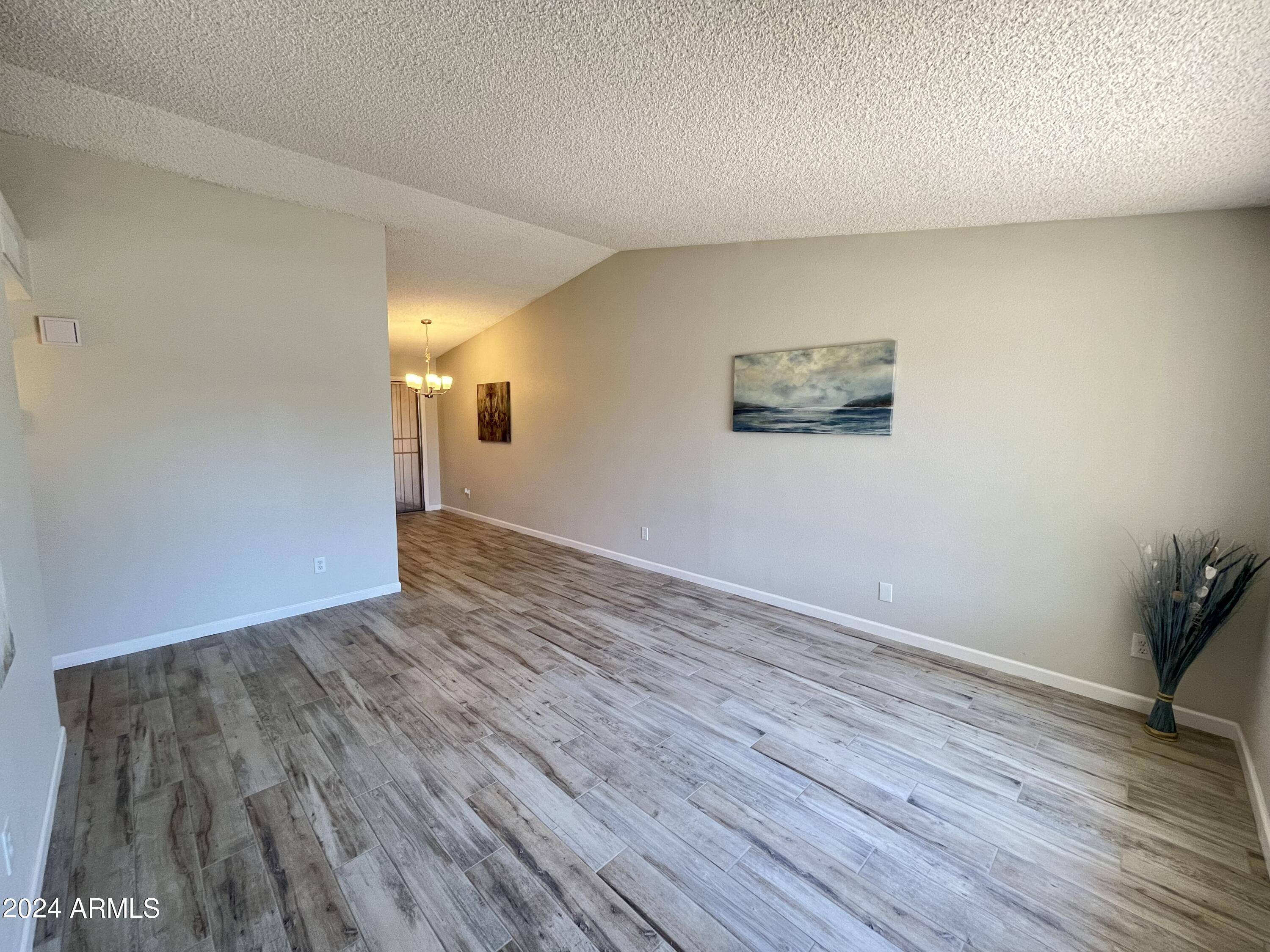 Phoenix, AZ 85033,6711 W OSBORN Road #89