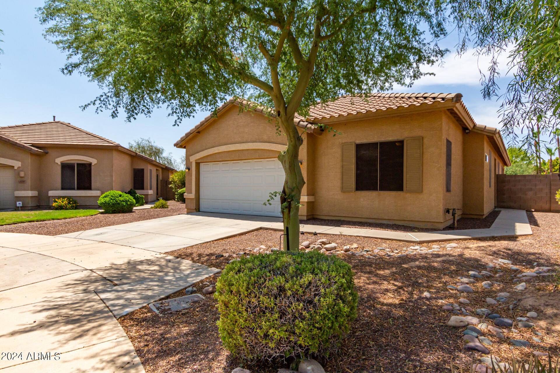 Litchfield Park, AZ 85340,12928 W GLENROSA Drive