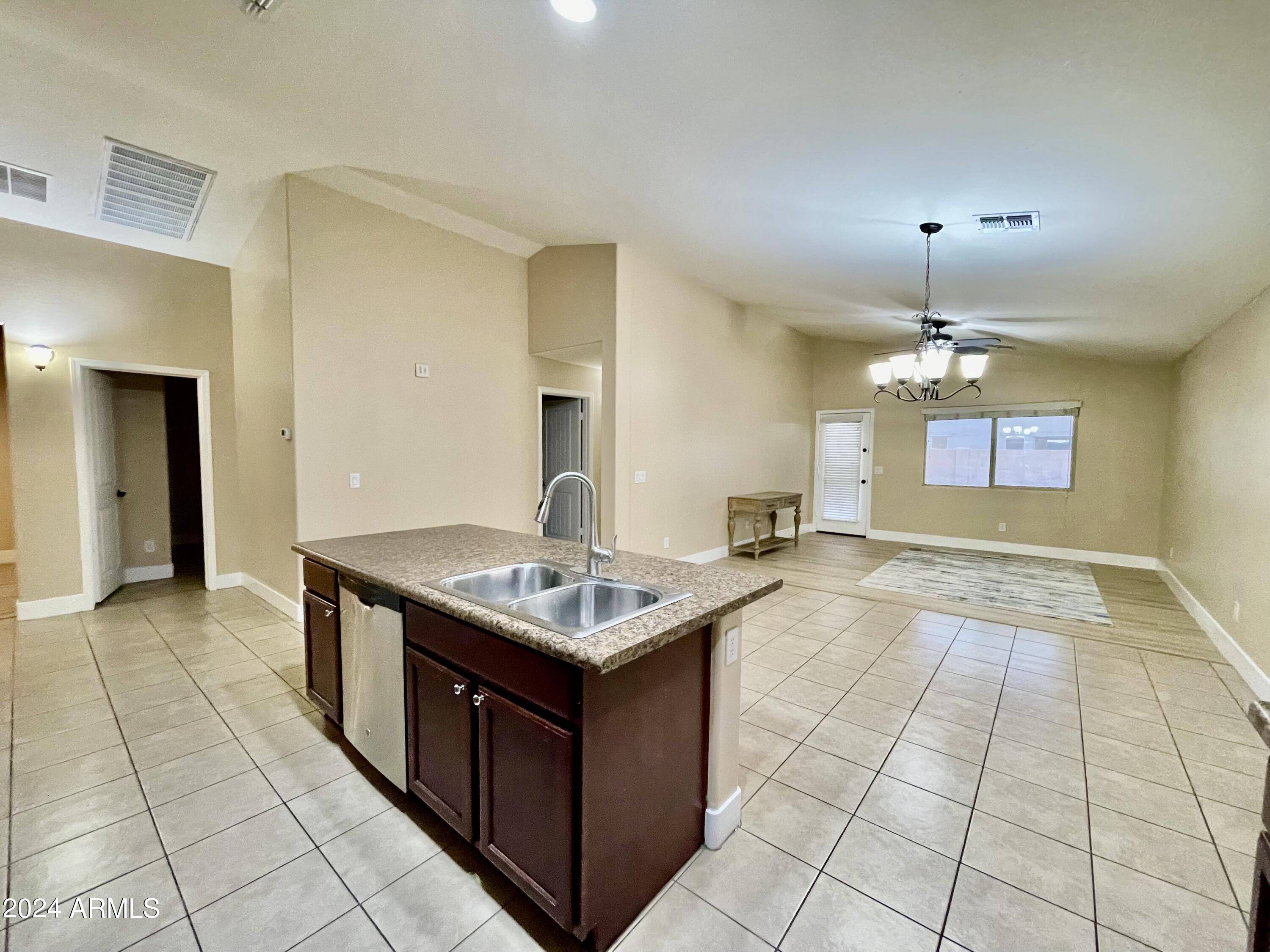 Tolleson, AZ 85353,8723 W Payson Road