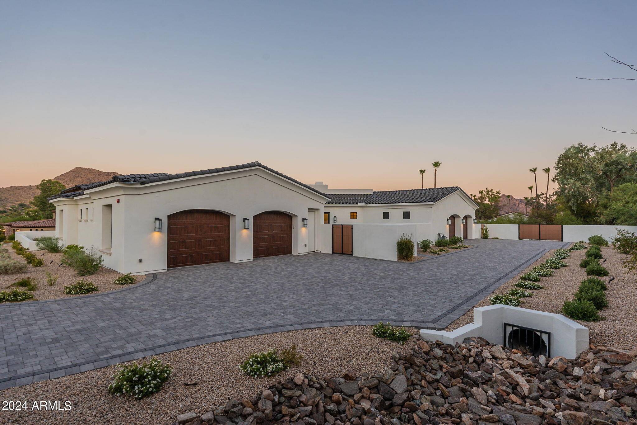 Paradise Valley, AZ 85253,4723 E DESERT PARK Place