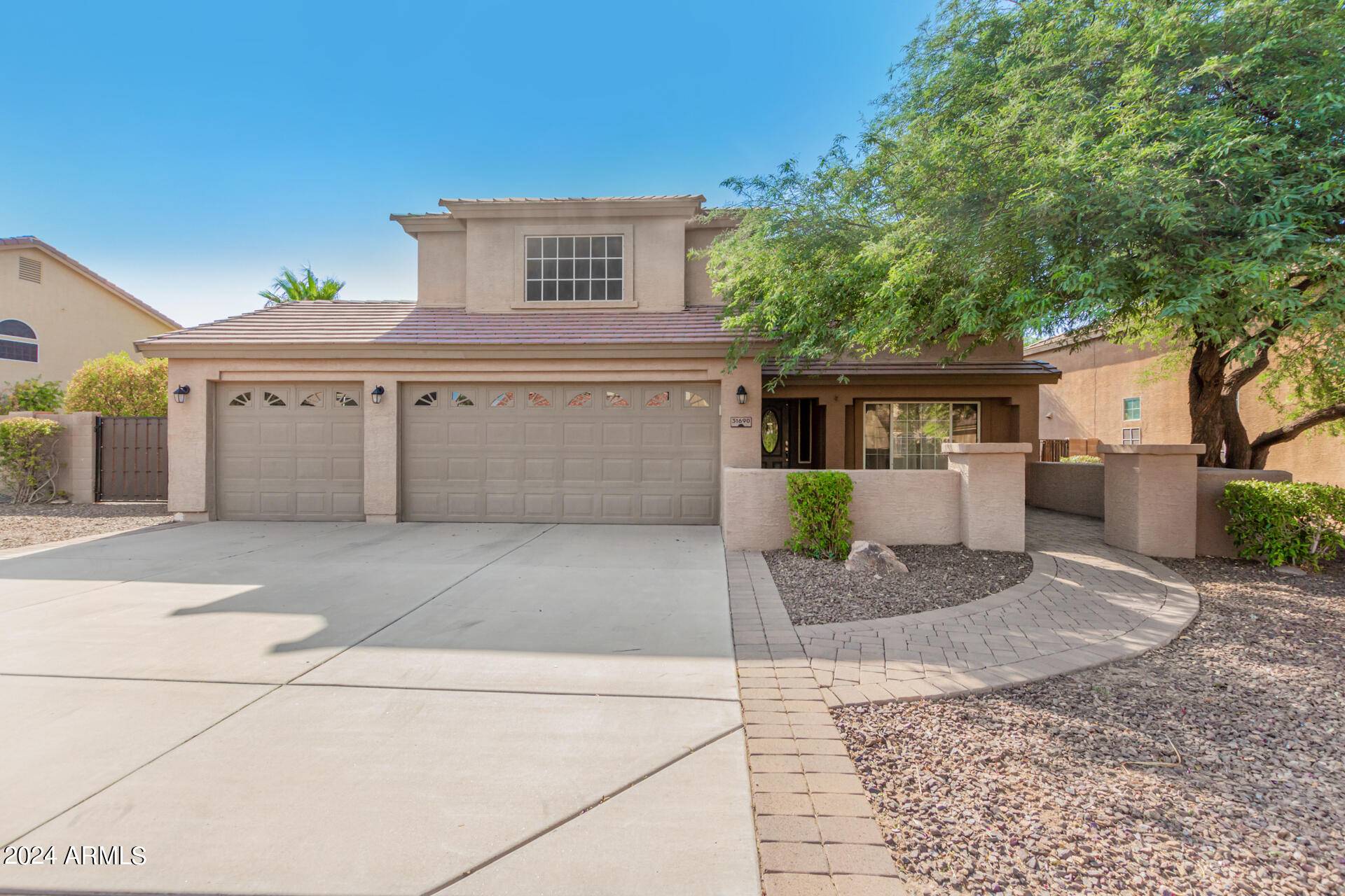 San Tan Valley, AZ 85143,31690 N DESERT WILLOW Road