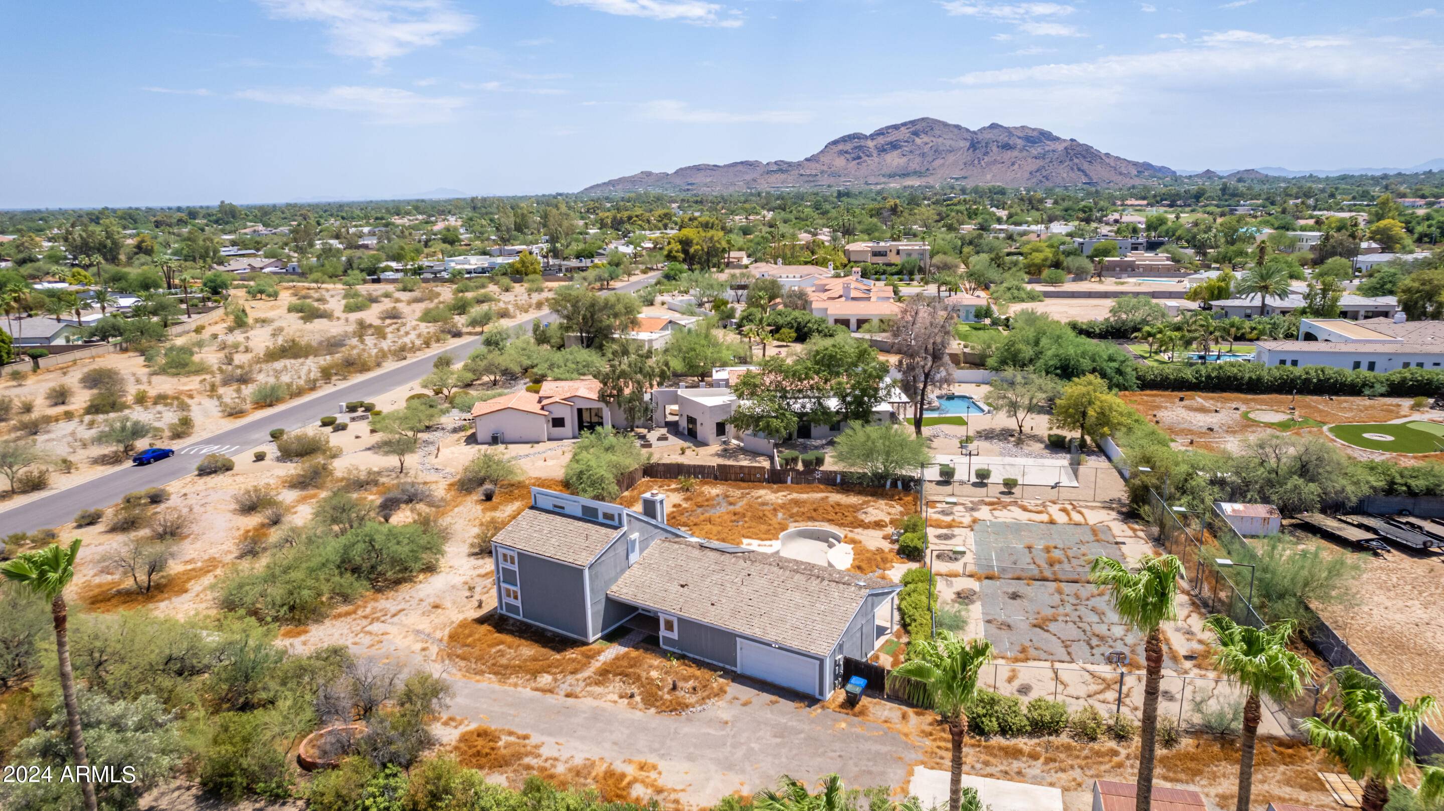 Paradise Valley, AZ 85253,10242 N 58TH Street