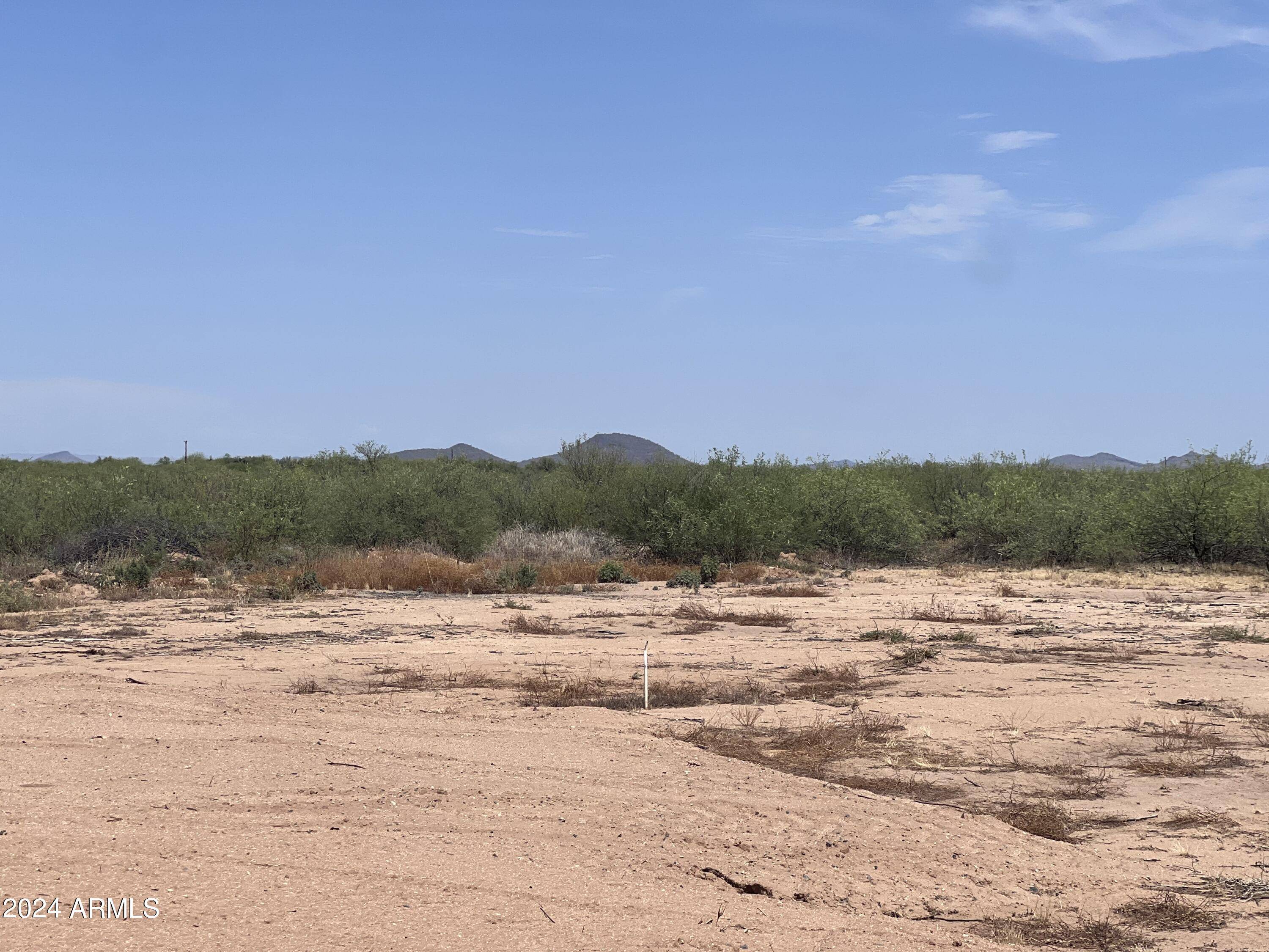 Aguila, AZ 85320,50814 W IVER Road #-