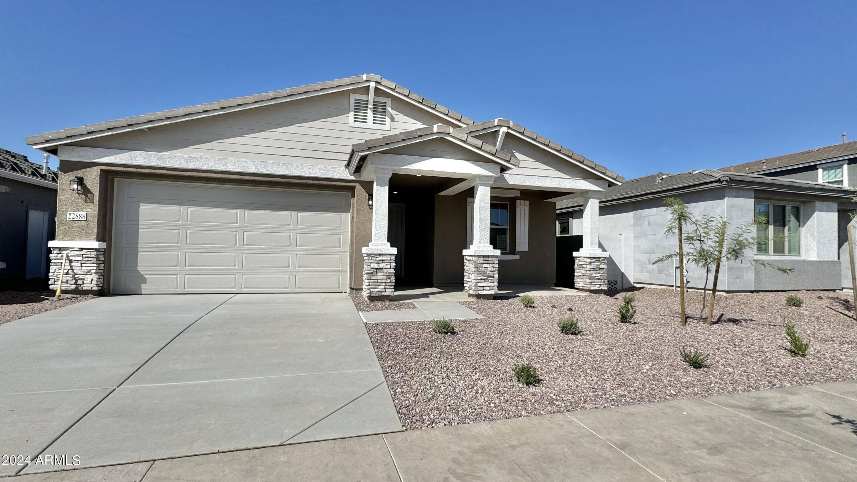 Queen Creek, AZ 85142,22888 E ROUNDUP Way