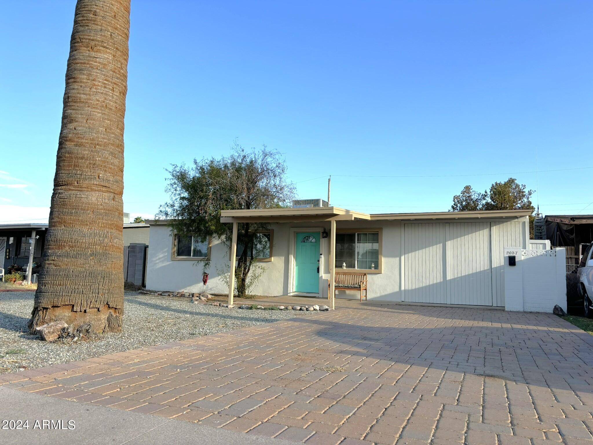 Tempe, AZ 85281,2057 E HOWE Avenue