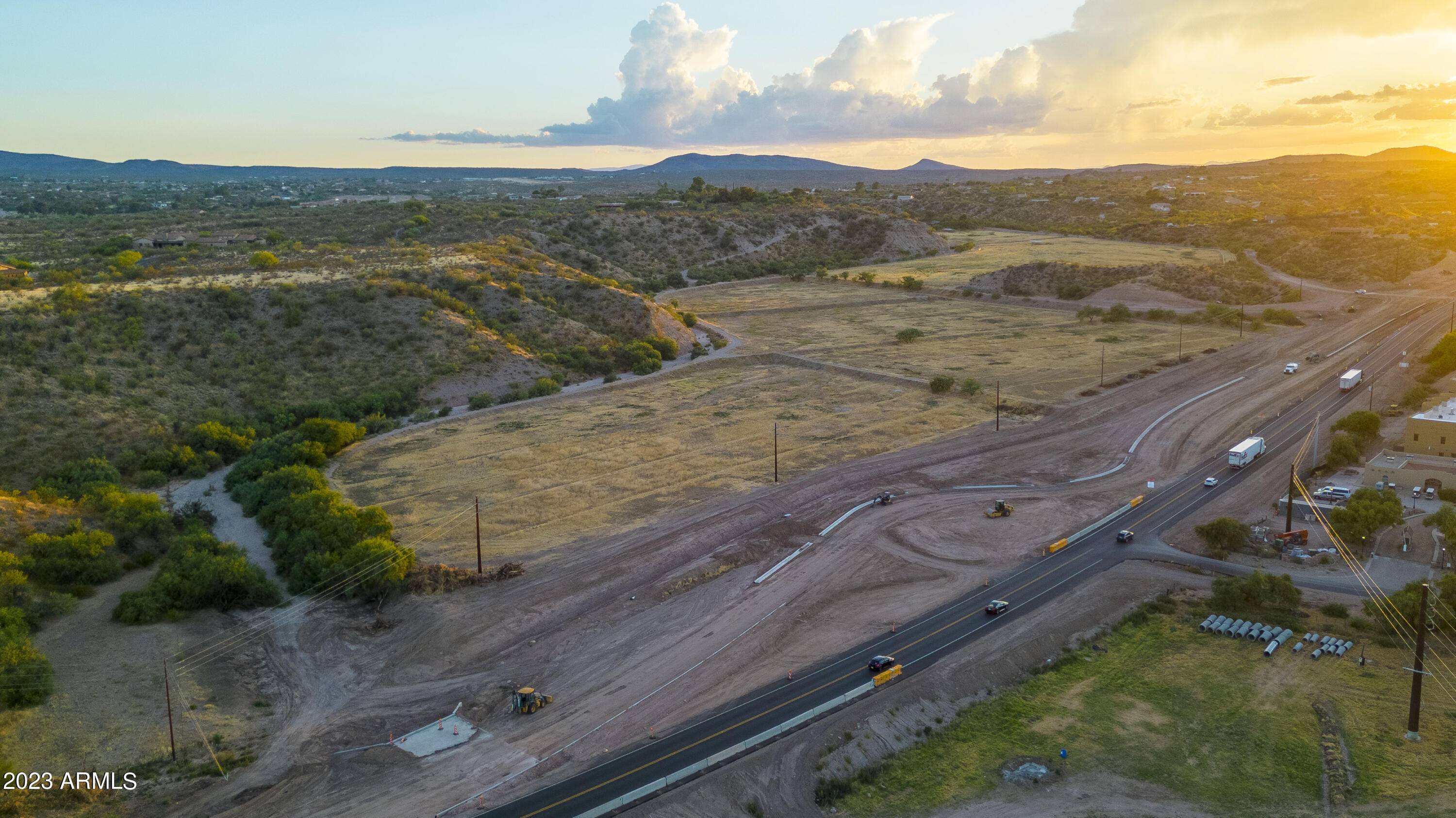 Wickenburg, AZ 85390,S US  93 (Rincon Roundabout!) Highway #-