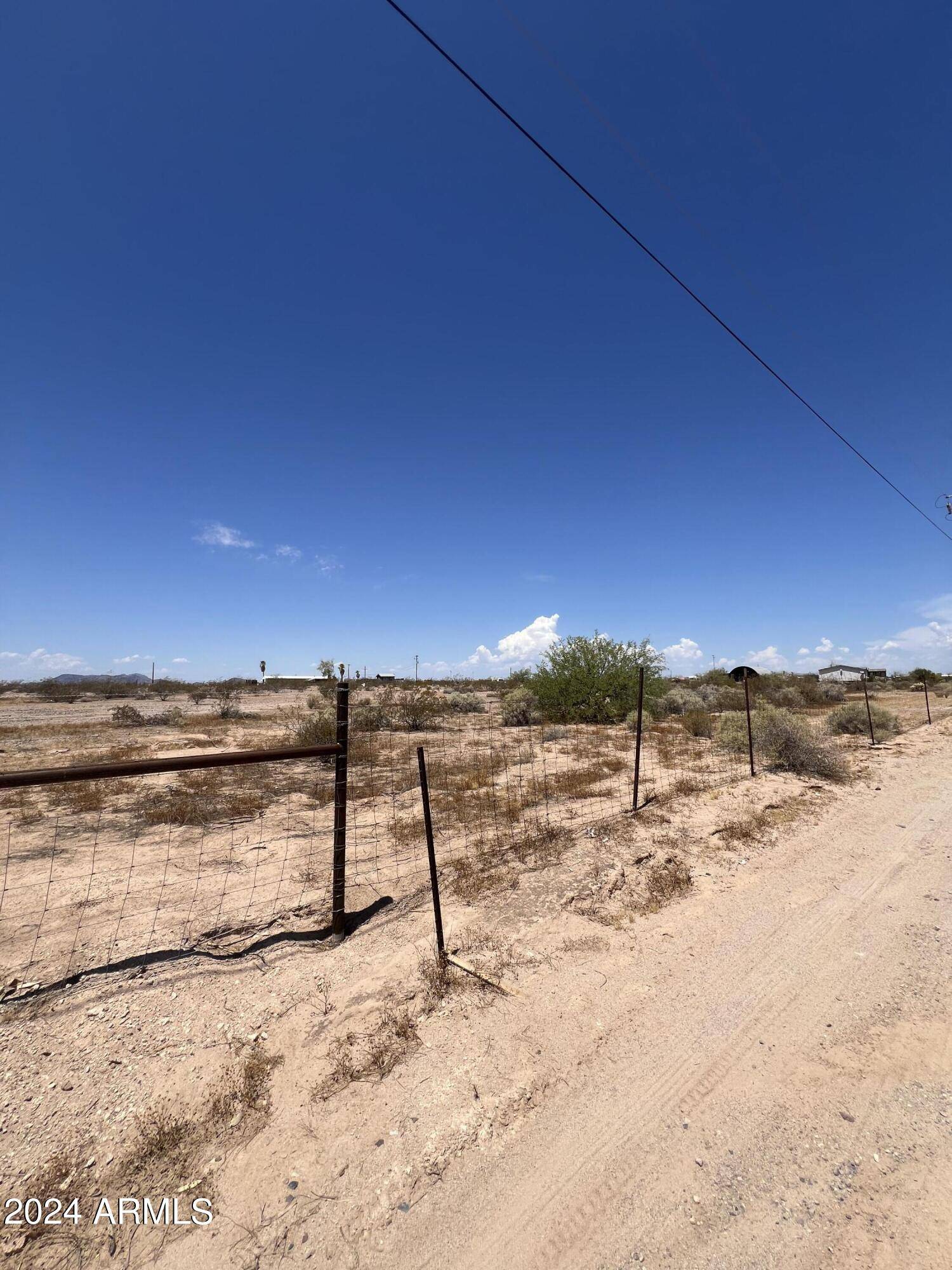 Tonopah, AZ 85354,28 S 348th Avenue #-