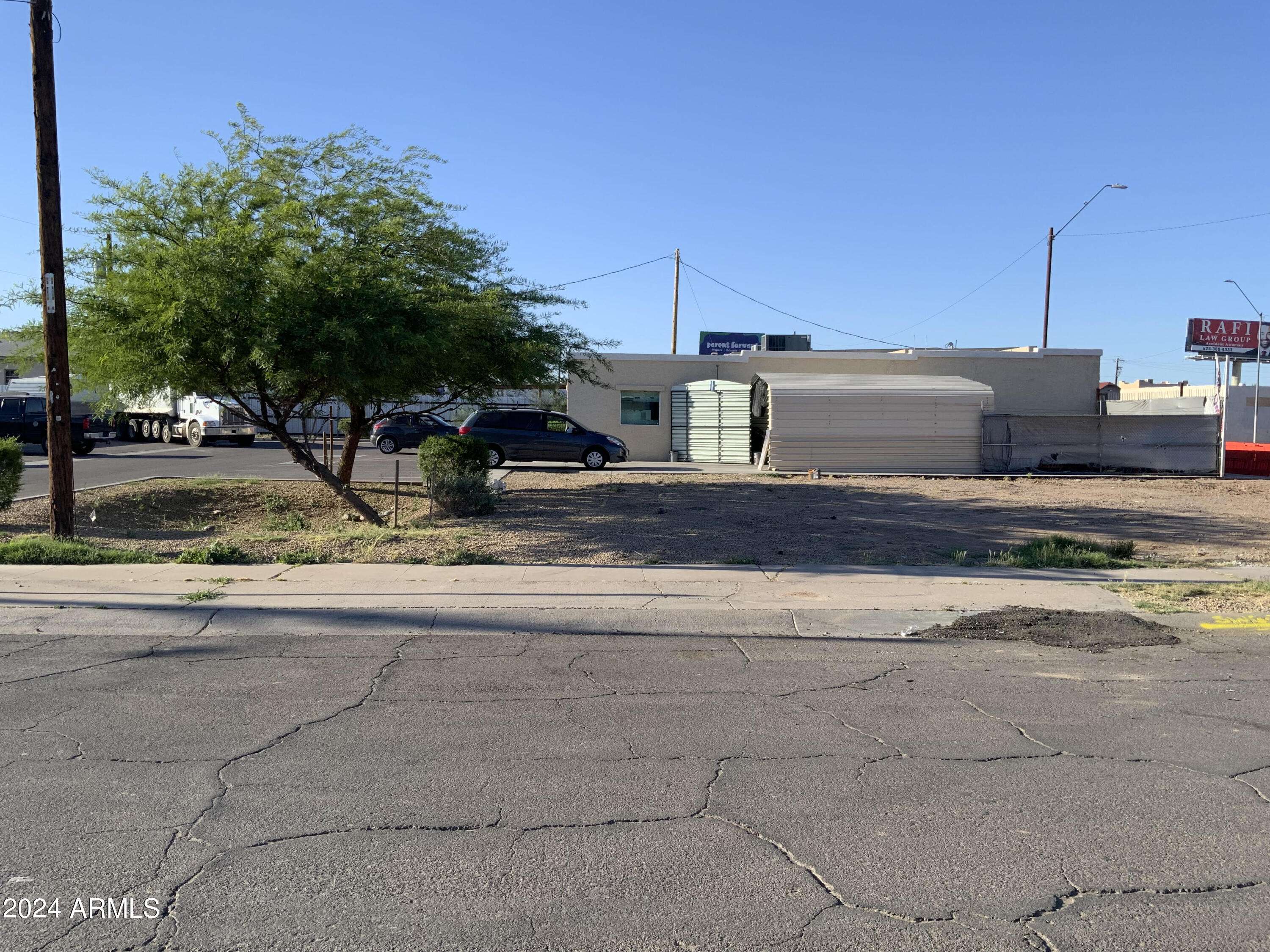 Phoenix, AZ 85040,3626 S CENTRAL Avenue