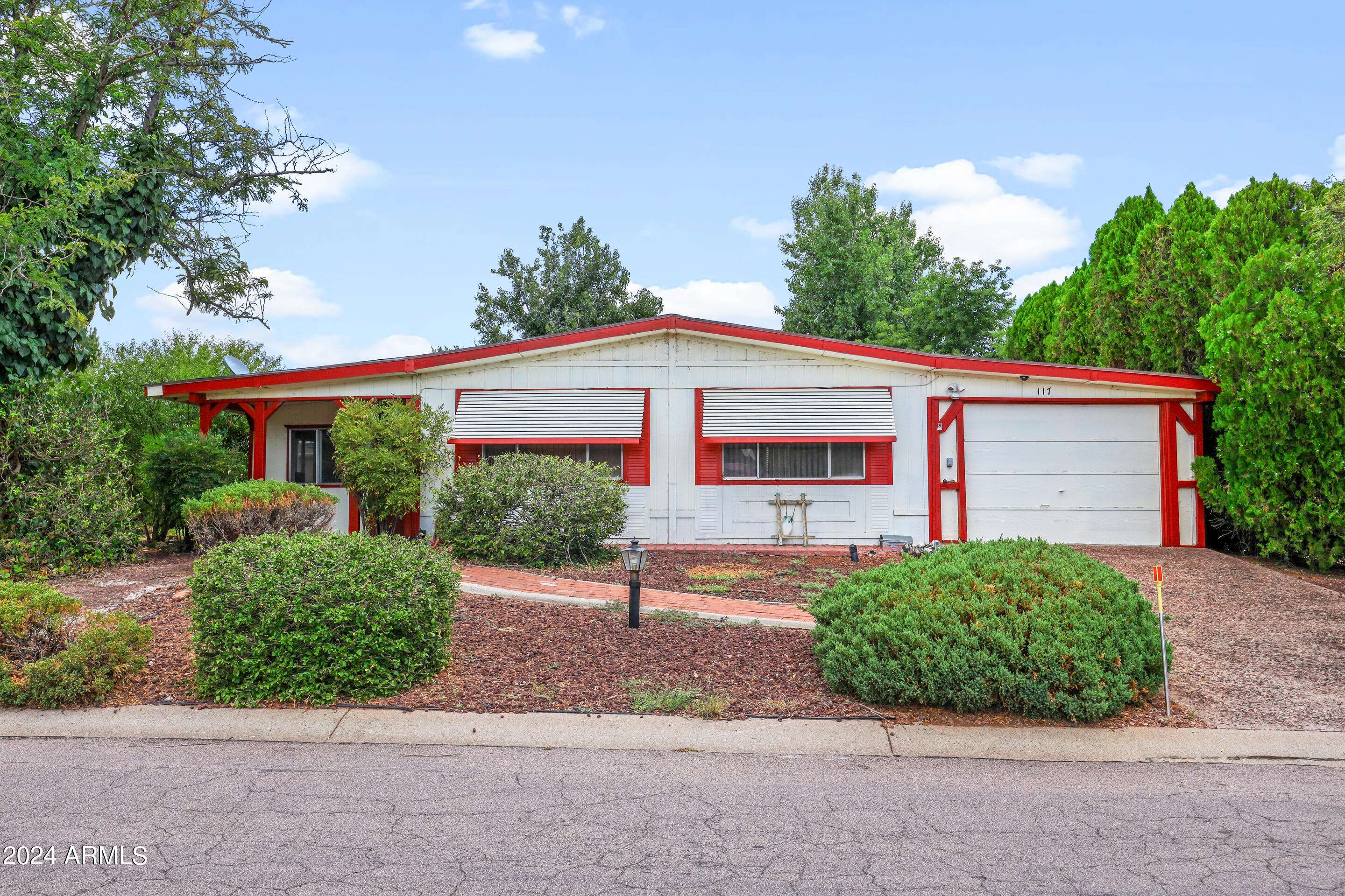 Payson, AZ 85541,117 S Lakeshore Road