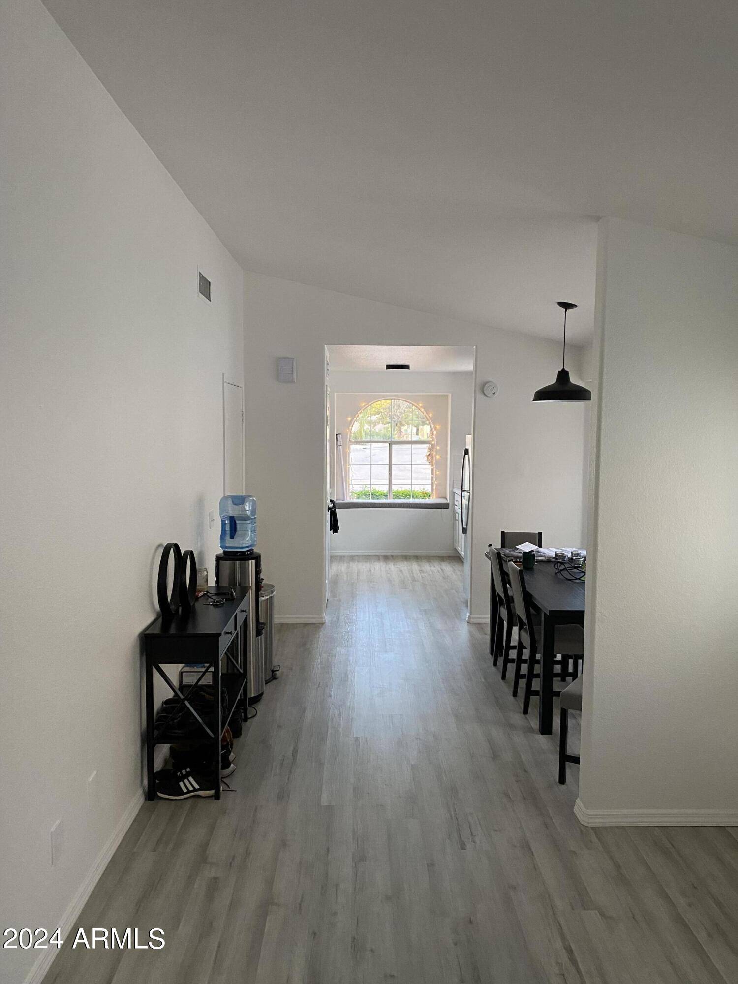 1563 S PENNINGTON Drive Chandler, AZ 85286