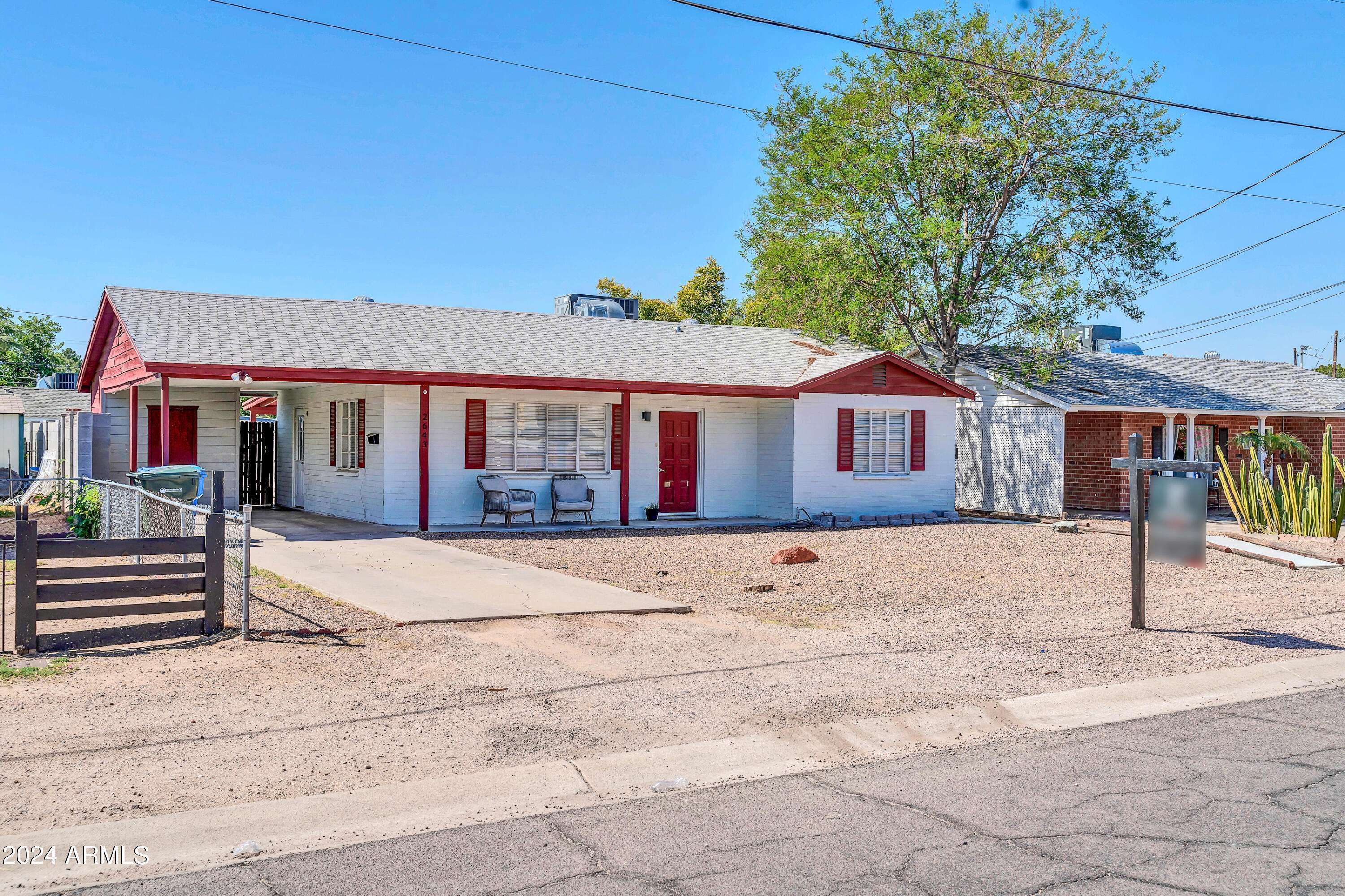 Phoenix, AZ 85016,2643 E CLARENDON Avenue