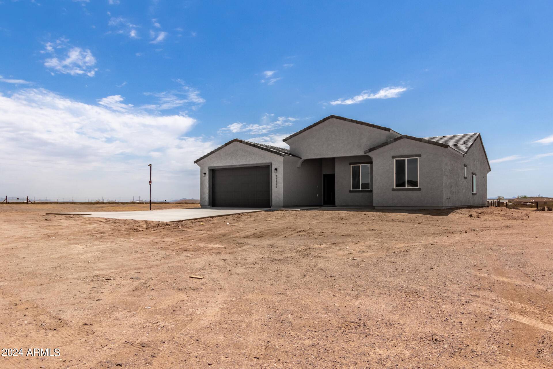 Tonopah, AZ 85354,37129 W ILLINI Street