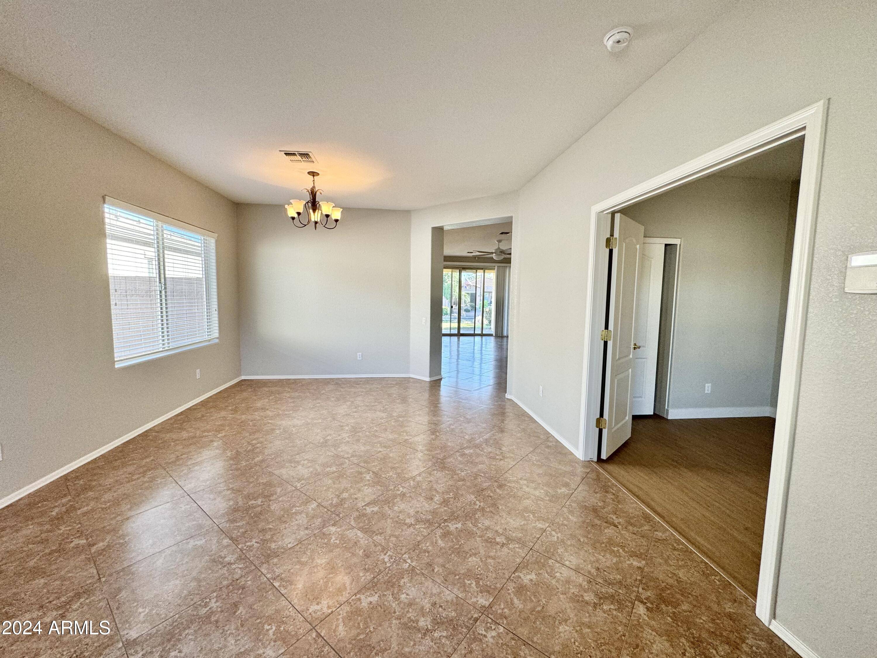 Chandler, AZ 85249,715 E LAS COLINAS Place