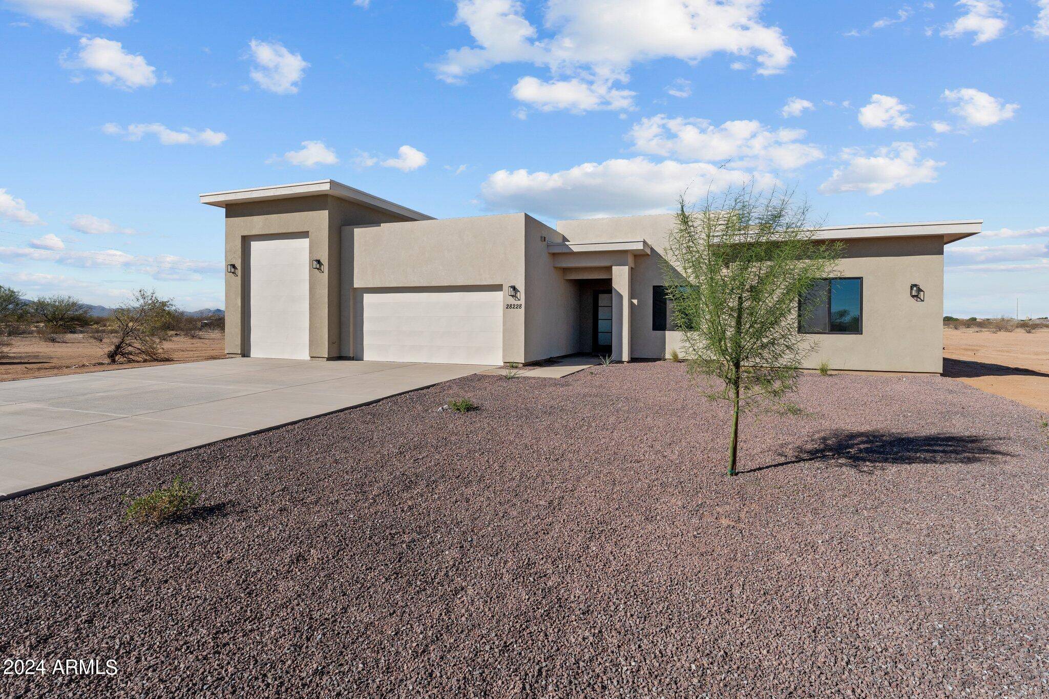 Wittmann, AZ 85361,28228 N 213TH Drive