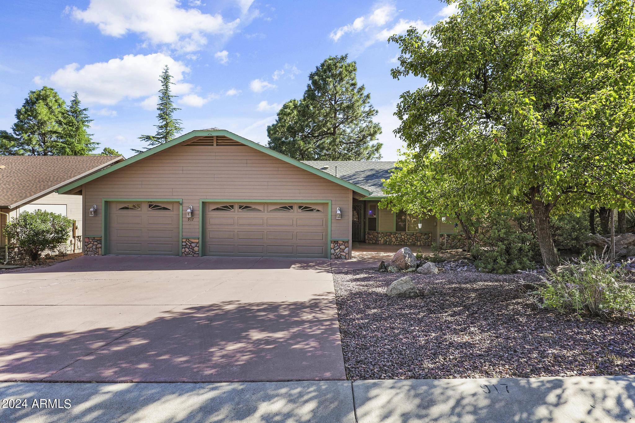 Payson, AZ 85541,917 W LANDMARK Trail