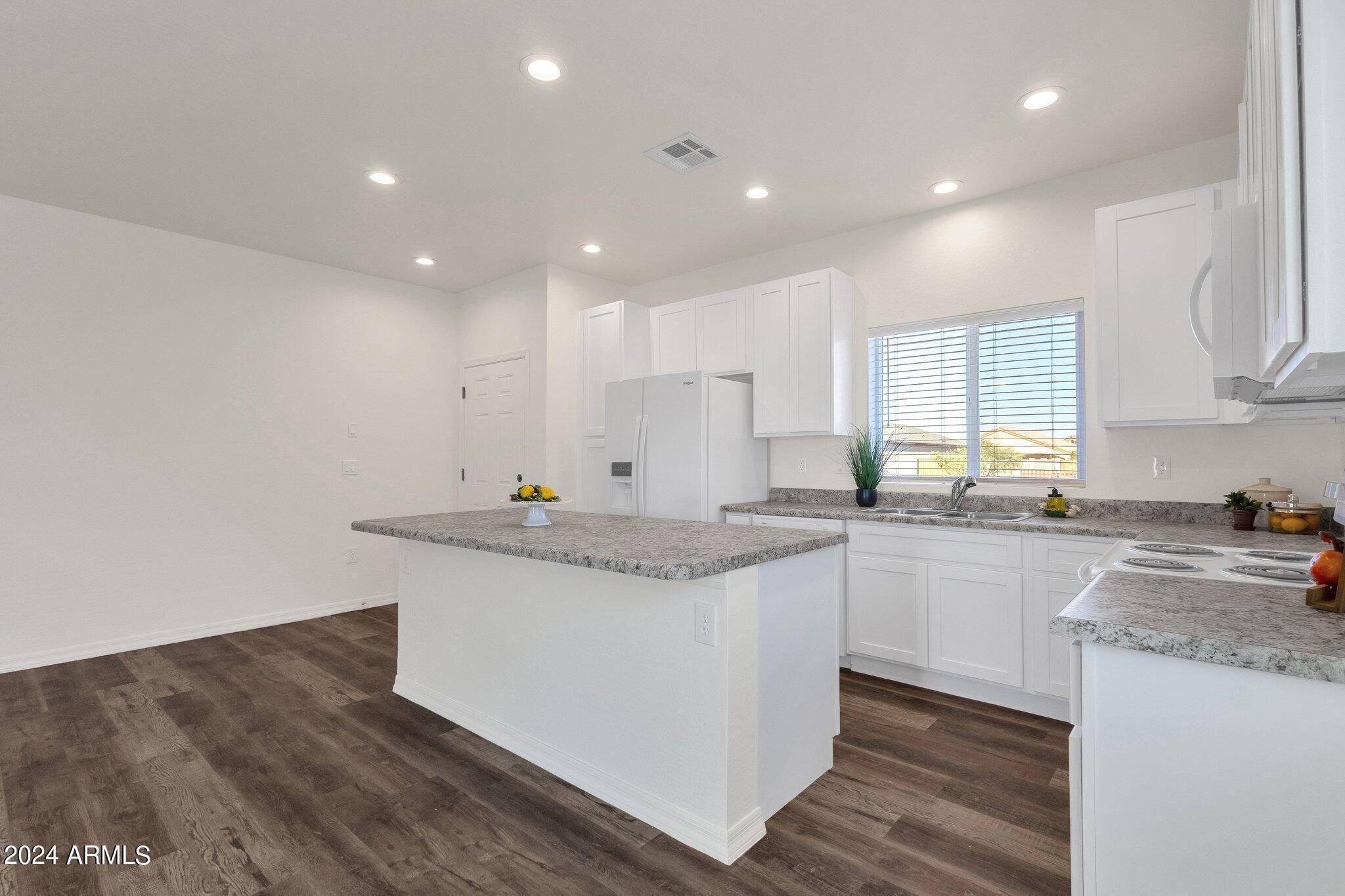 Arizona City, AZ 85123,9072 W TROY Drive