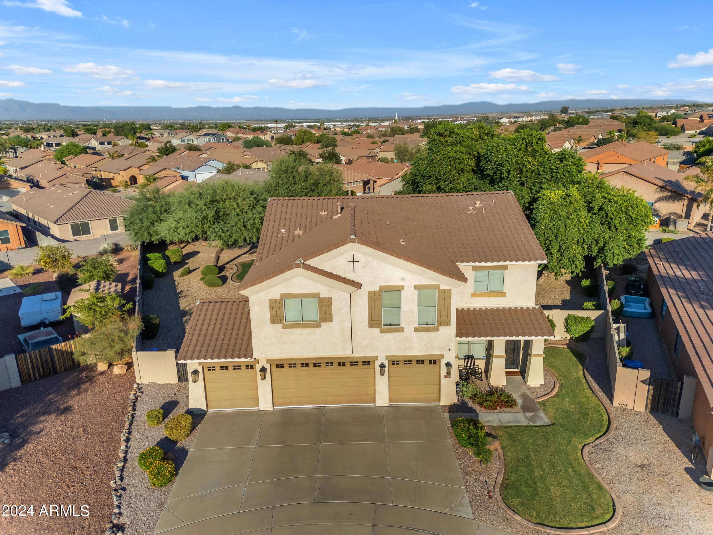 San Tan Valley, AZ 85144,32311 N CAT HILLS Avenue