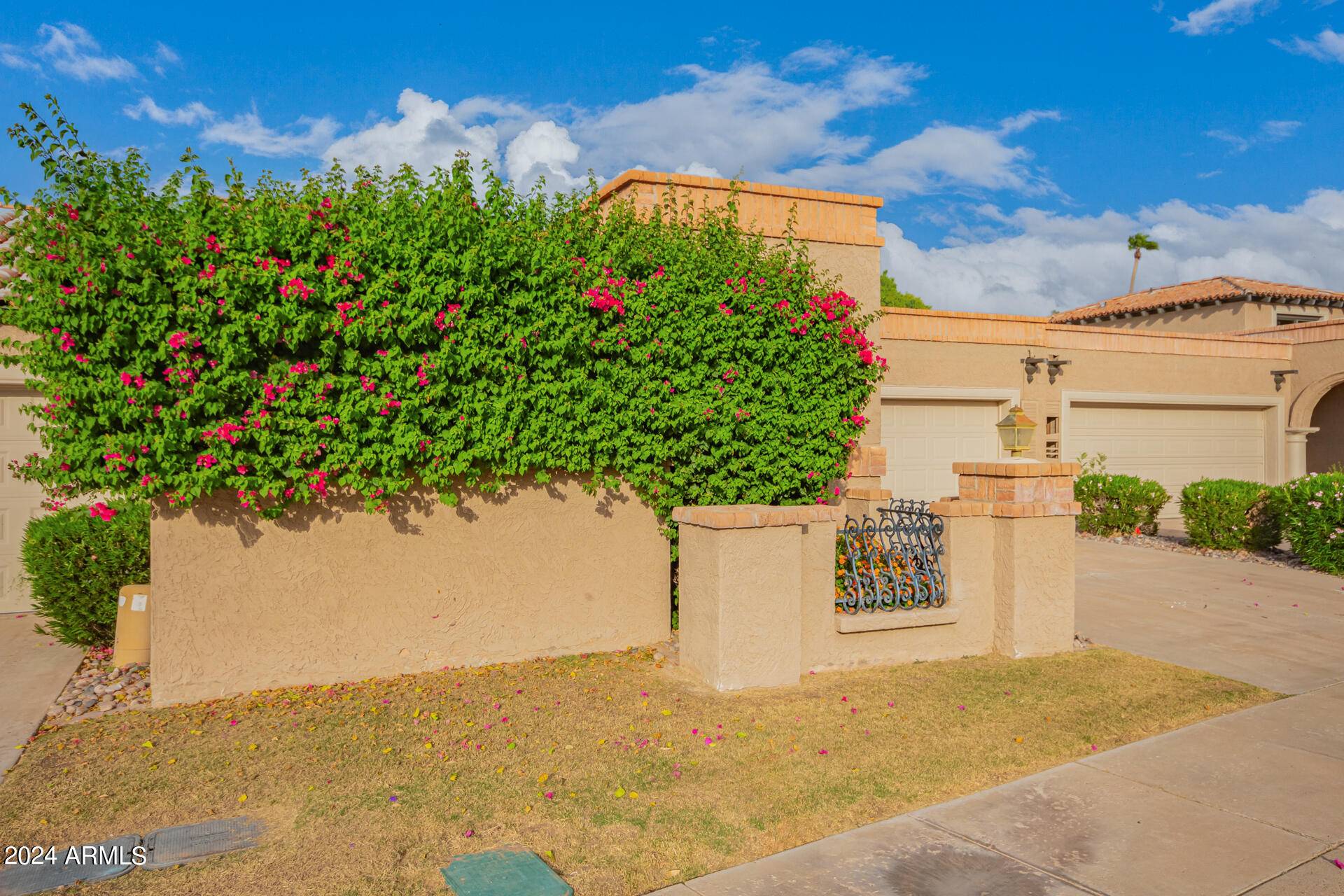 Scottsdale, AZ 85258,8088 E VIA DEL VALLE --