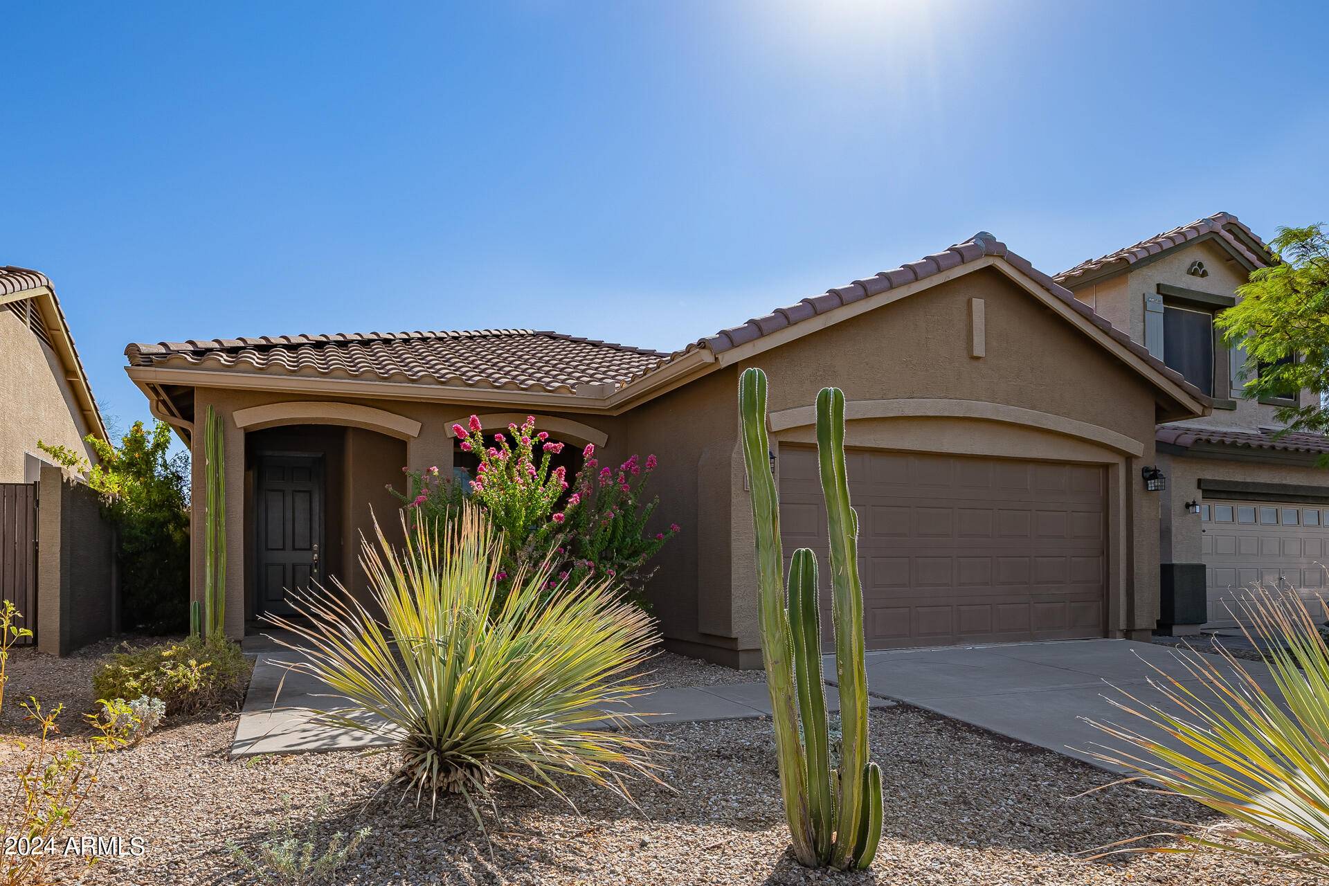 Phoenix, AZ 85086,39529 N Noble Hawk Court