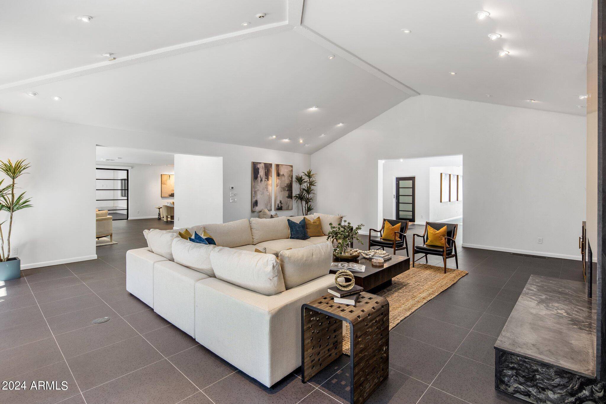 6644 E EXETER Boulevard Scottsdale, AZ 85251
