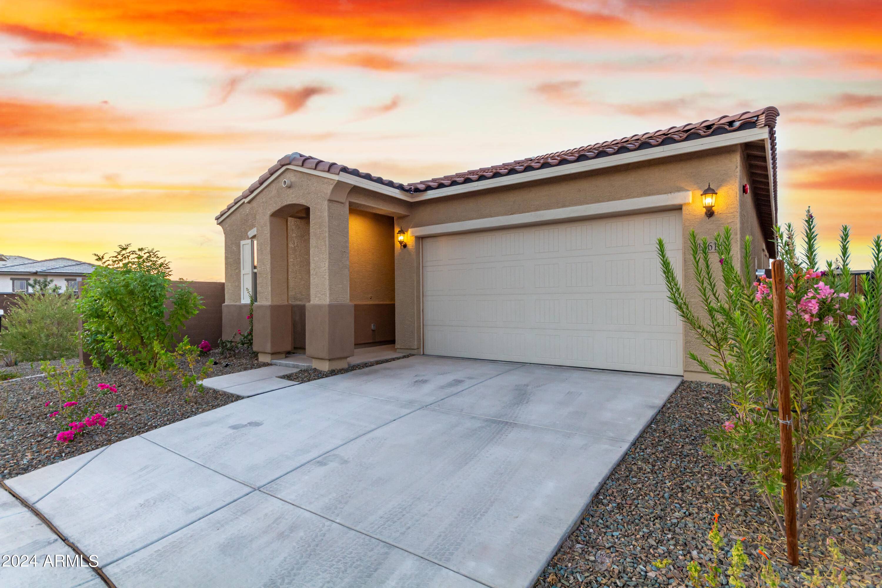 Peoria, AZ 85383,13618 W SHIFTING SANDS Drive