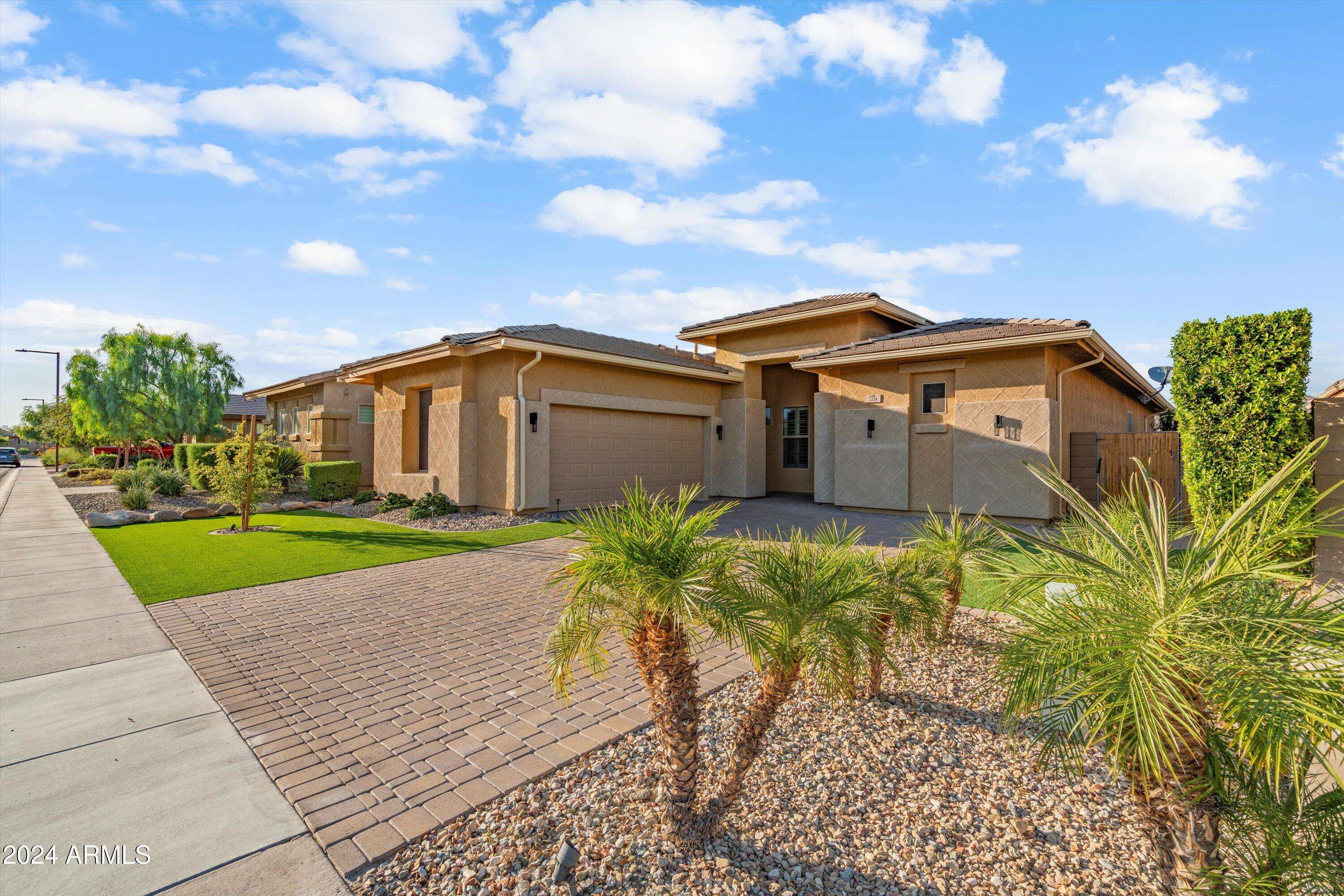 Peoria, AZ 85383,7234 W MINER Trail