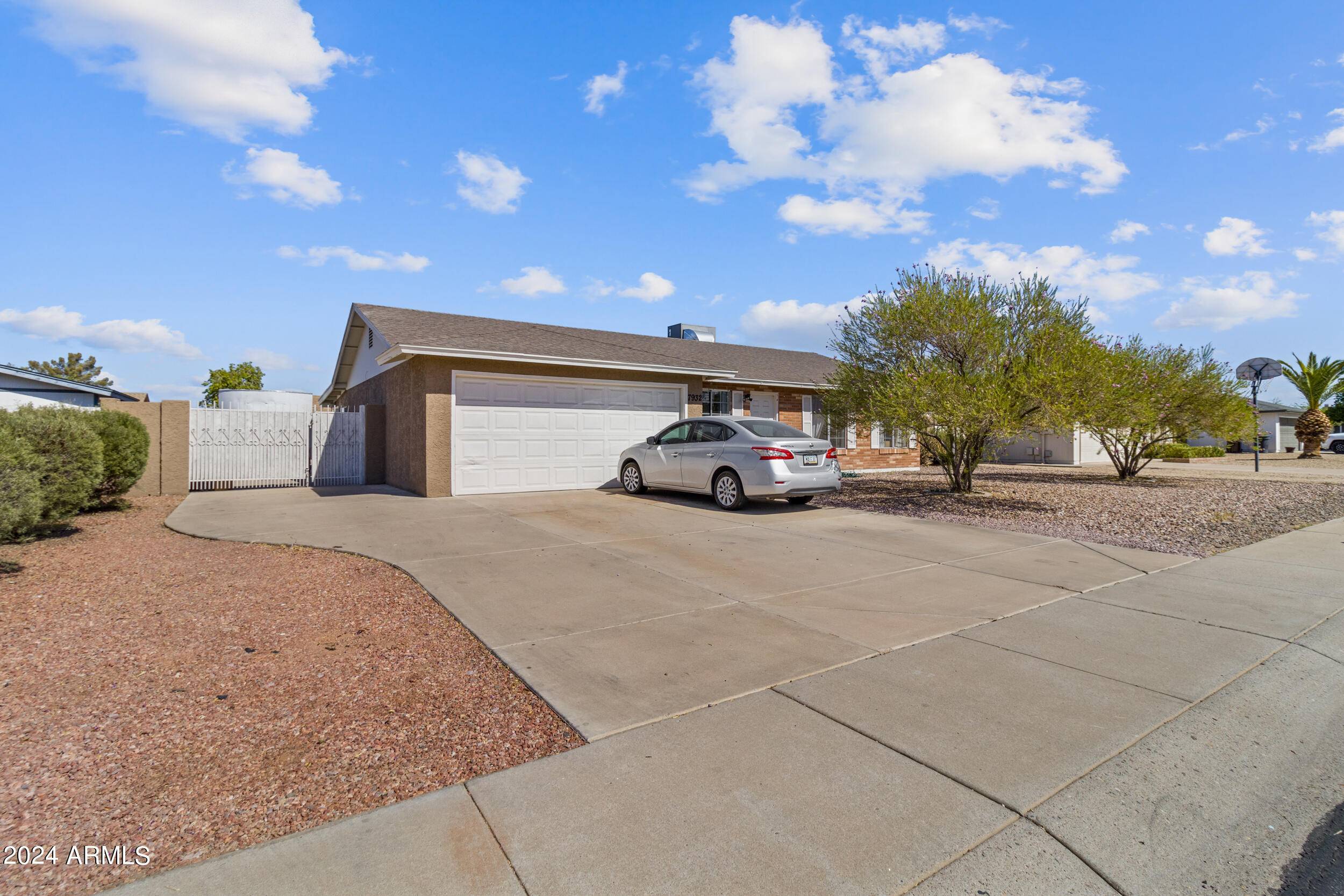 Peoria, AZ 85345,7932 W SHANGRI LA Road W