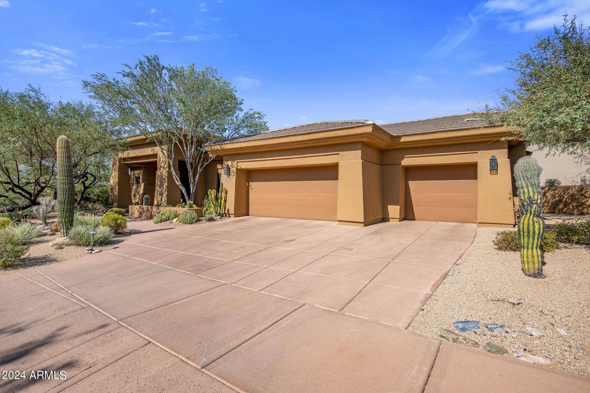 Scottsdale, AZ 85255,9290 E THOMPSON PEAK Parkway #257