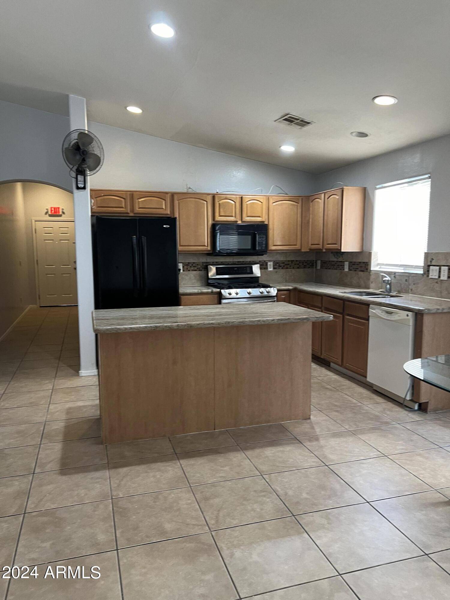 Maricopa, AZ 85139,46159 W TULIP Lane