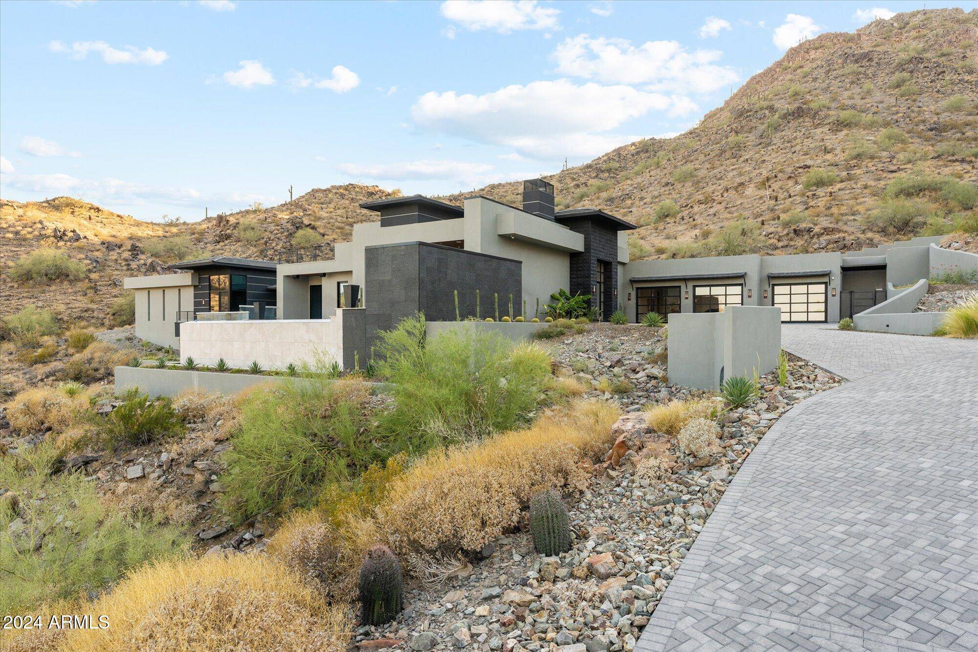 Paradise Valley, AZ 85253,7000 N 39TH Place