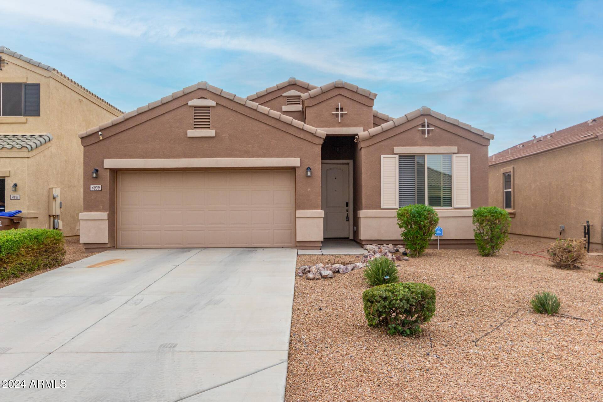 San Tan Valley, AZ 85143,4939 E IOLITE Street