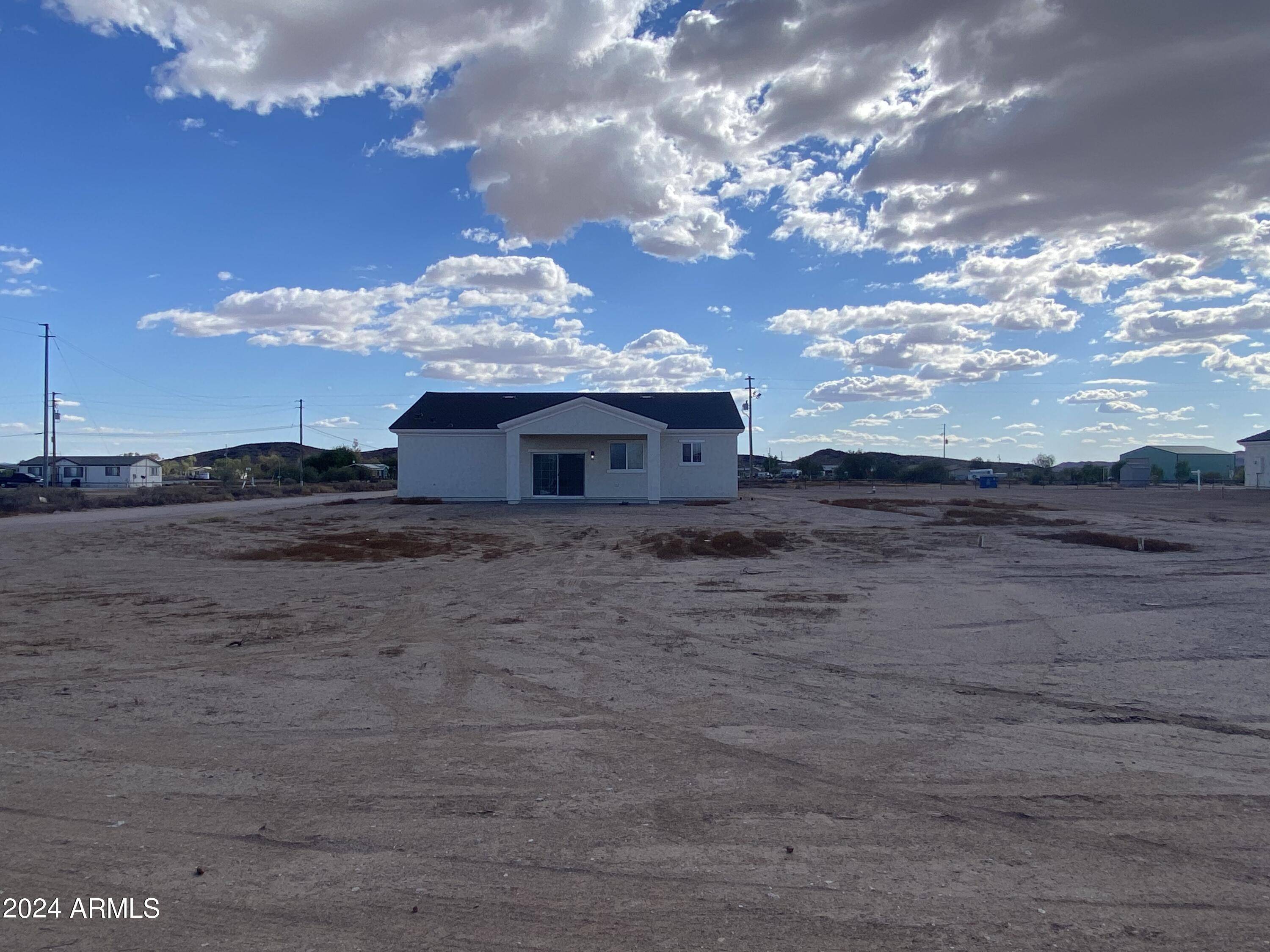 Tonopah, AZ 85354,38712 W SHERMAN Street