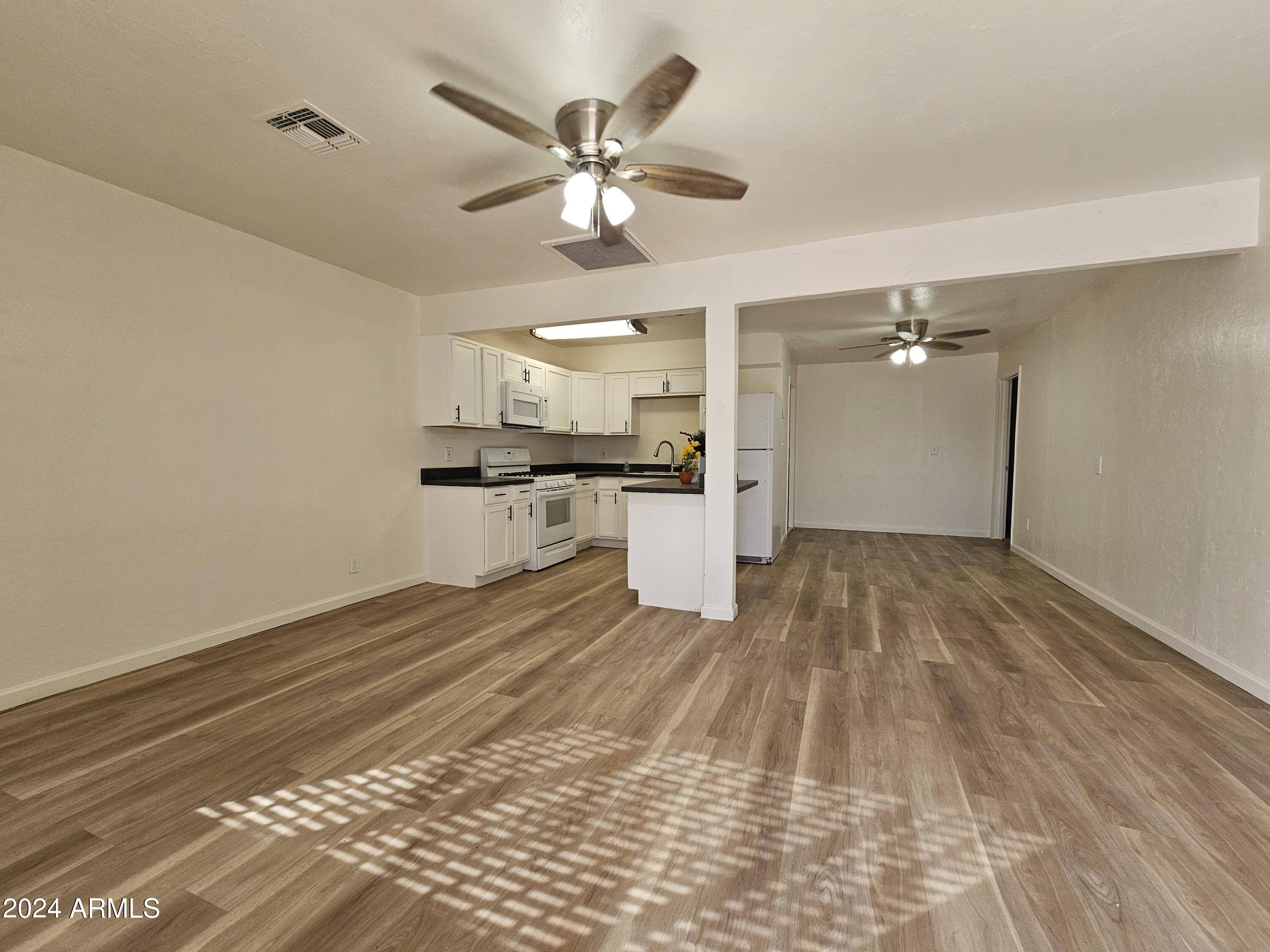 Phoenix, AZ 85040,4622 S 21ST Street