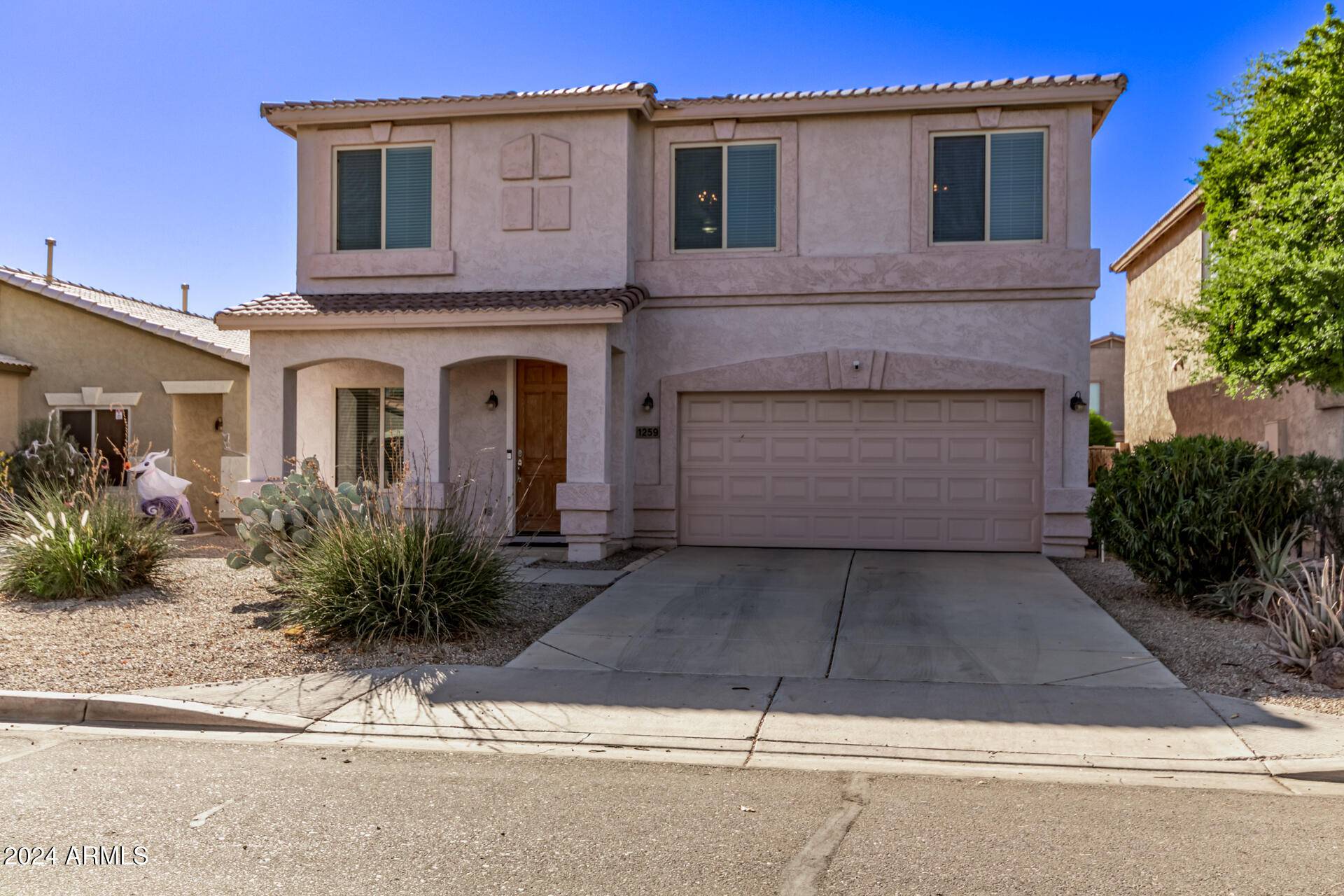 San Tan Valley, AZ 85143,1259 E DESERT SPRINGS Way