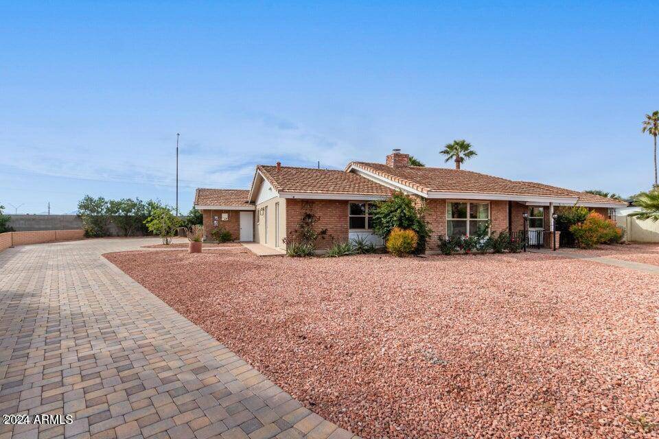 Litchfield Park, AZ 85340,956 CASTILLO Drive E