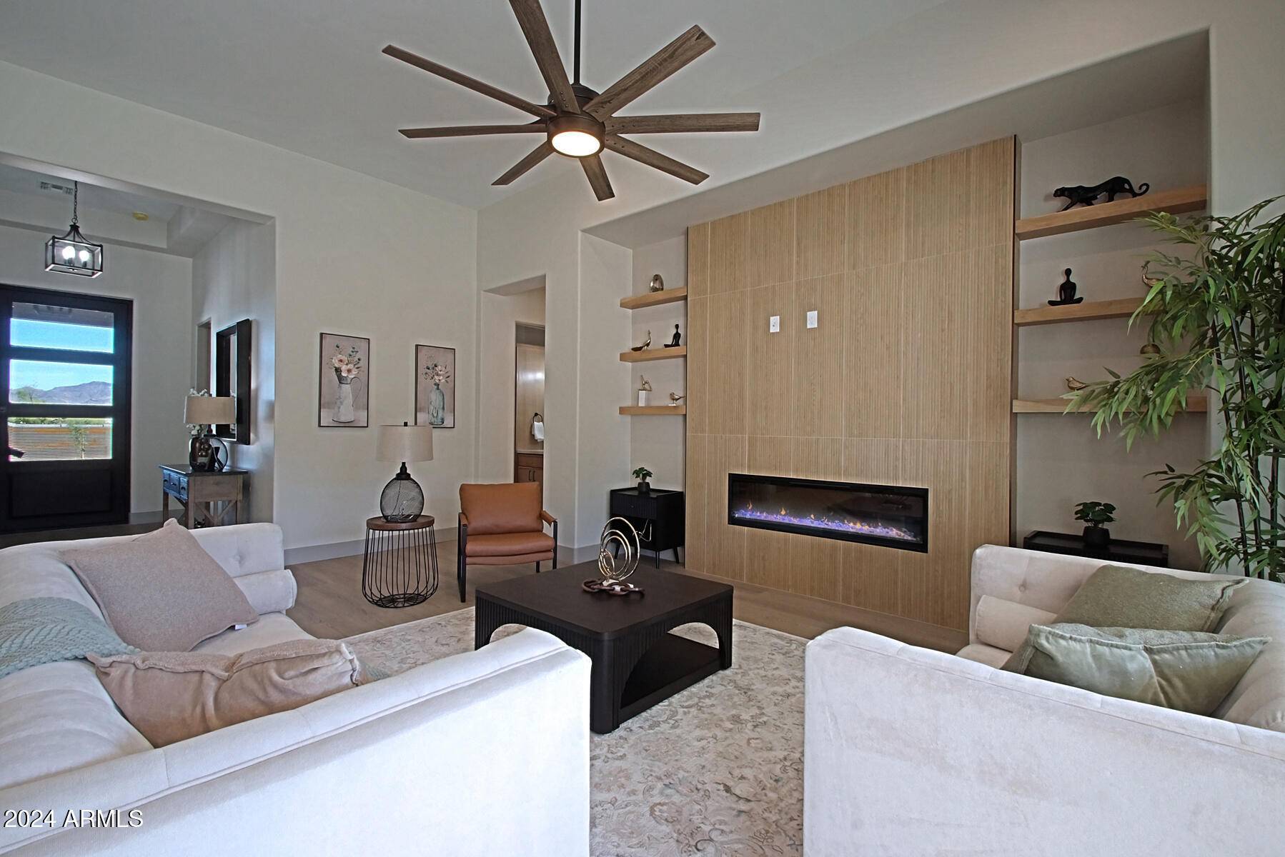 1235 E HOHOKAM Lane New River, AZ 85087