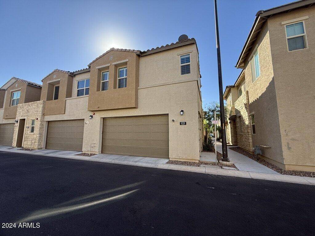 Gilbert, AZ 85297,753 E BEAUCHAMP Drive #101