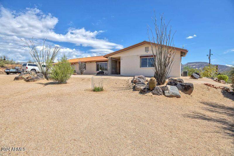 New River, AZ 85087,45020 N 18th Street