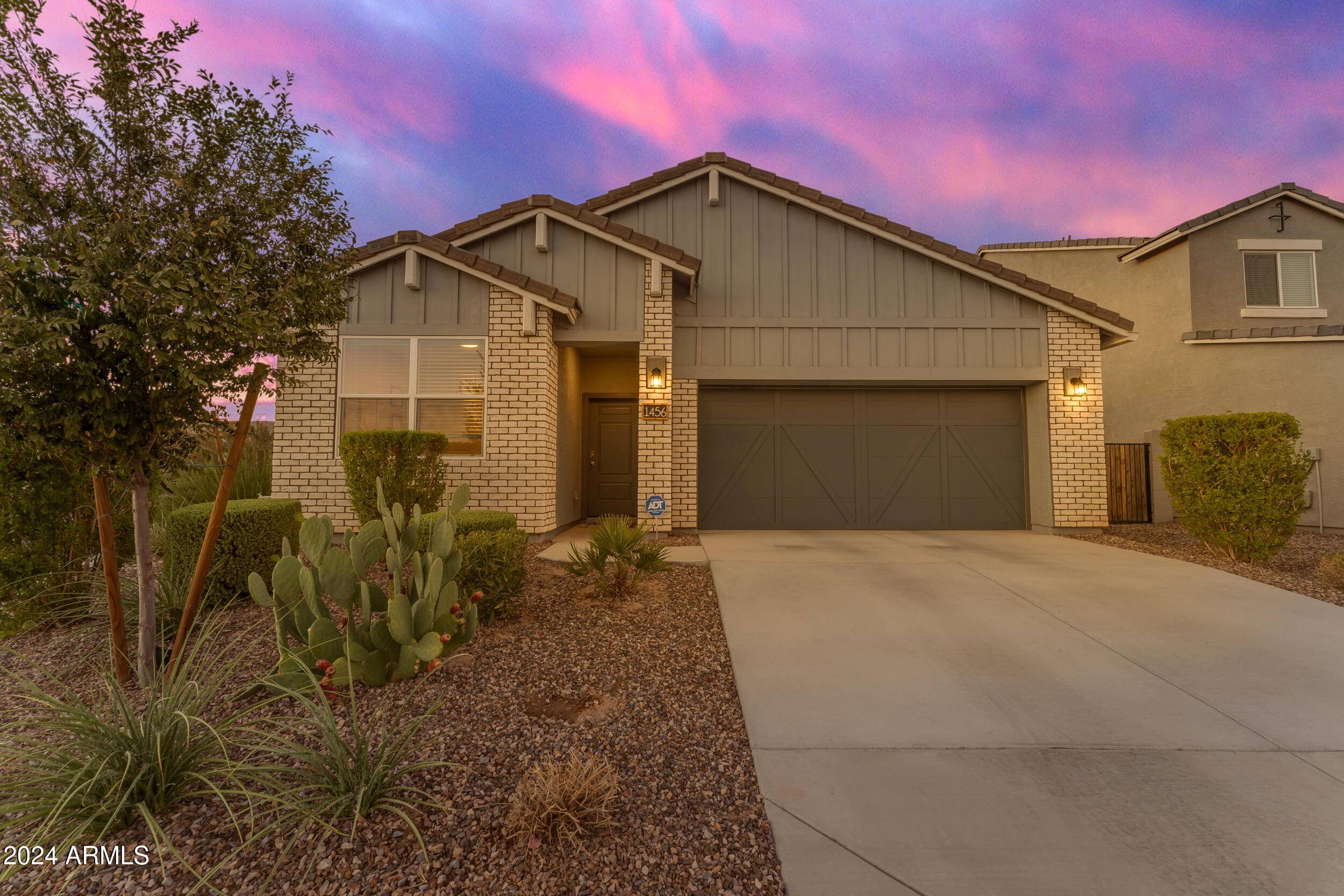 San Tan Valley, AZ 85143,1456 W CHILLINGHAM Road