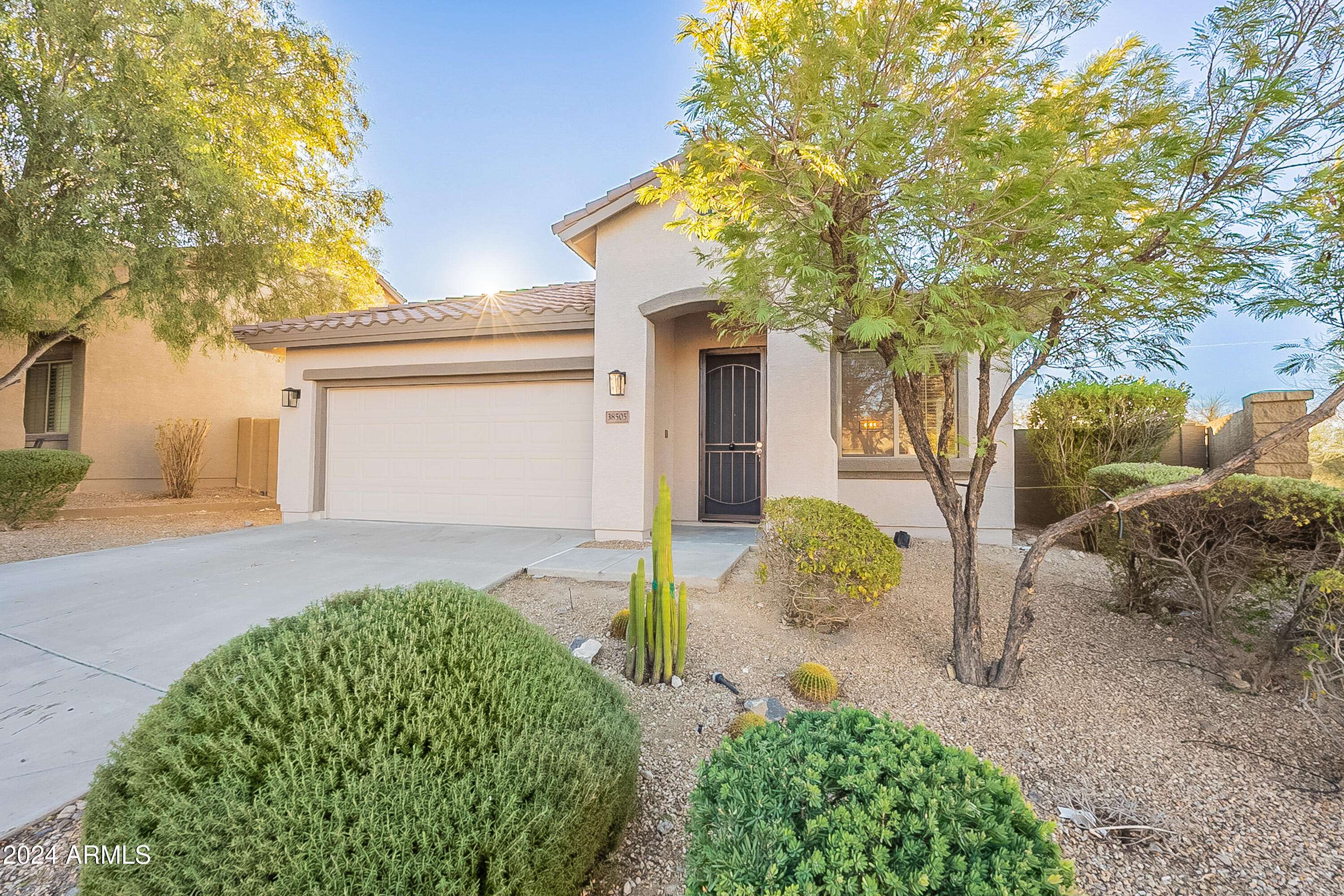 Phoenix, AZ 85086,38505 N PAGODA Court