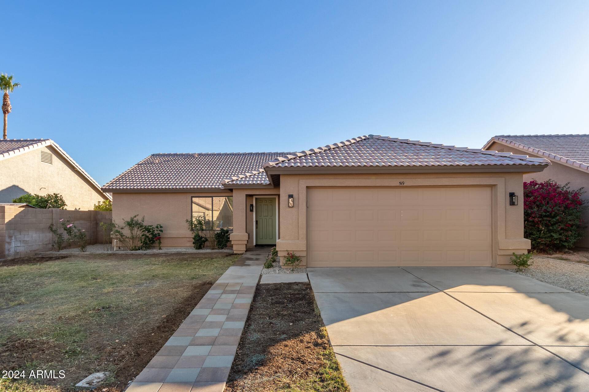 Gilbert, AZ 85233,519 W HORSESHOE Avenue