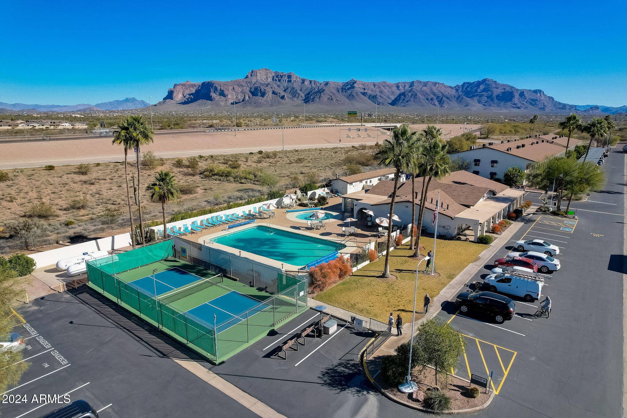 Apache Junction, AZ 85119,3270 S GOLDFIELD Road #217