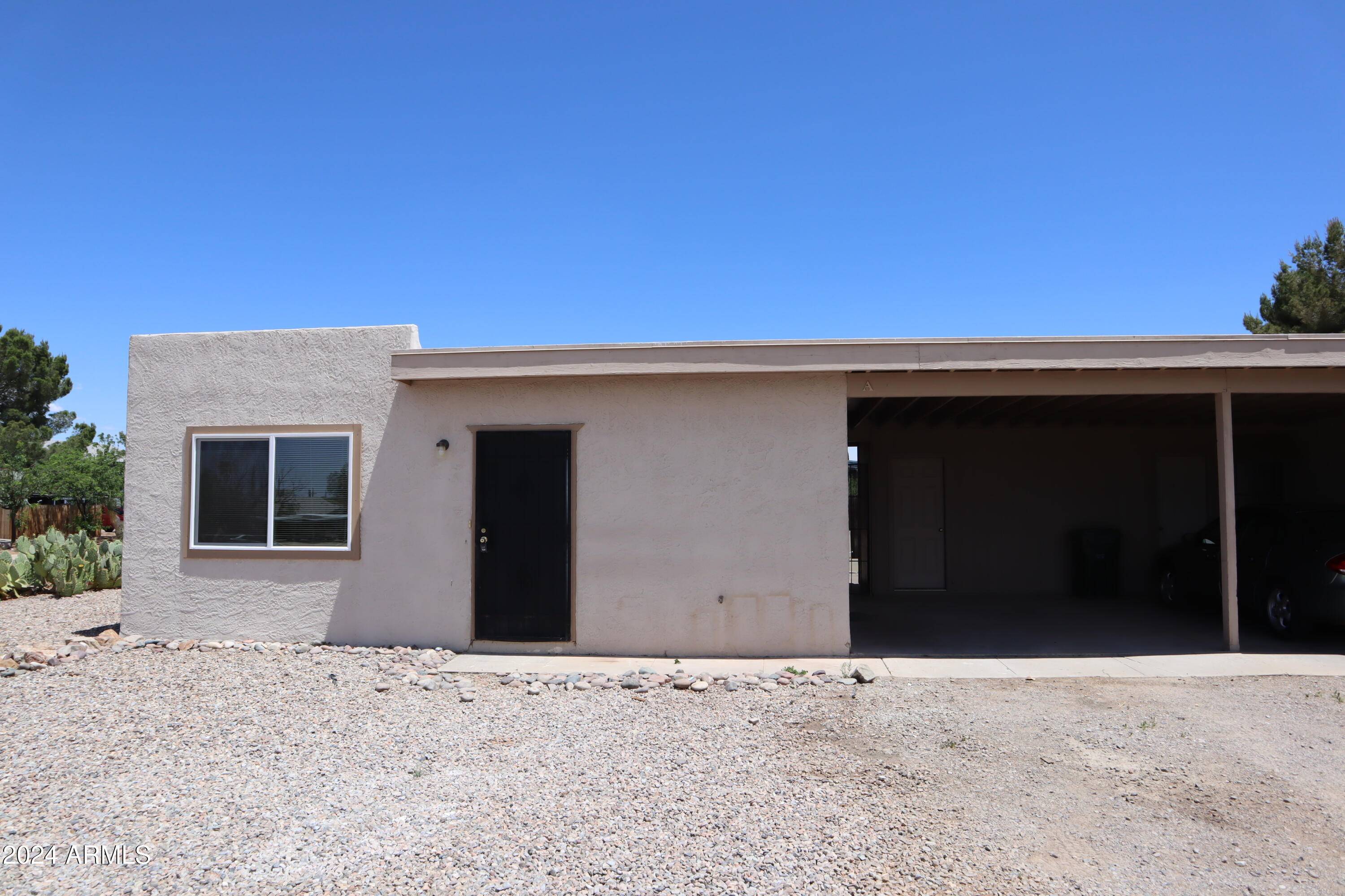 Sierra Vista, AZ 85635,4156 CALLE BARONA -- #A