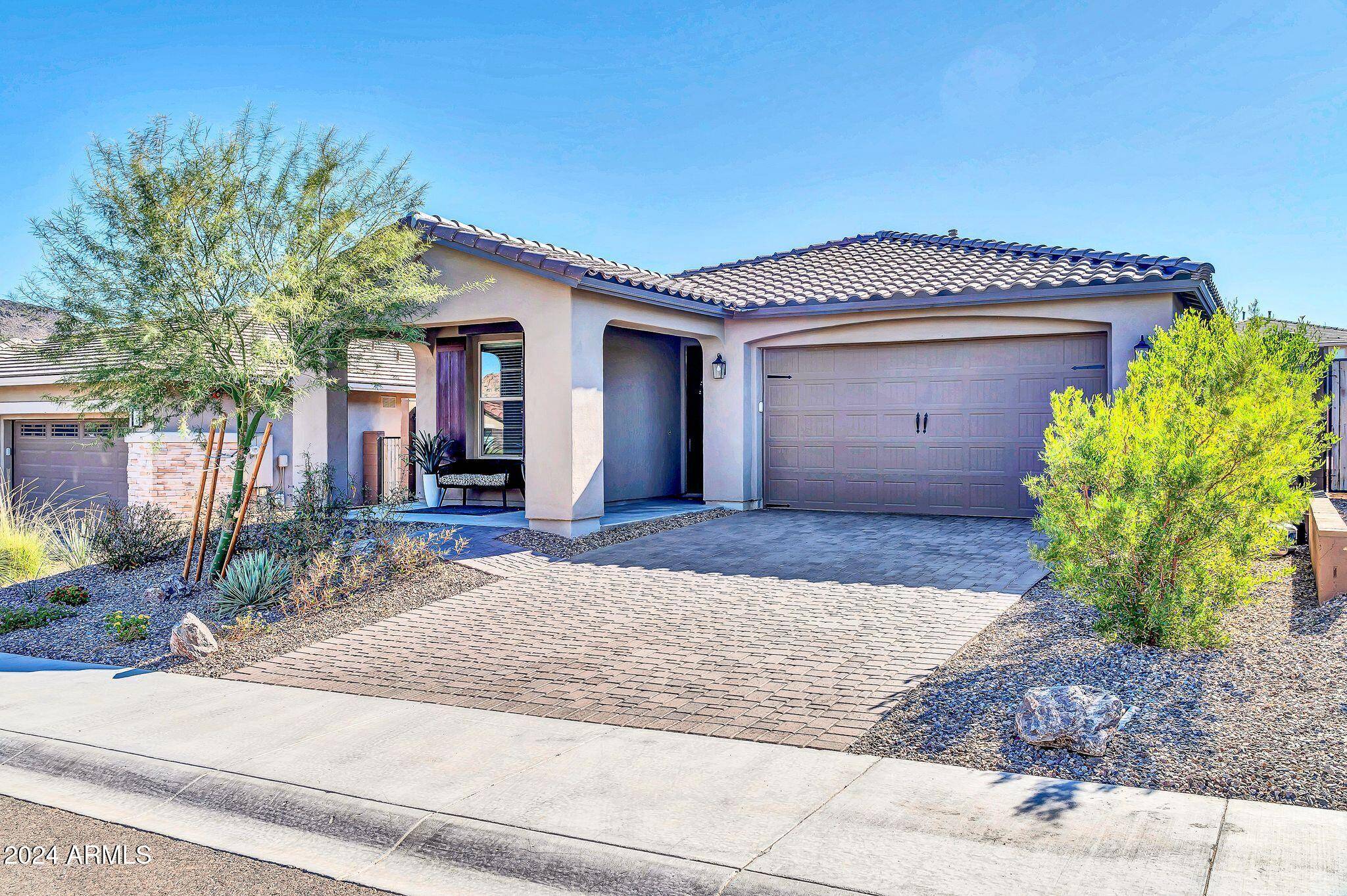 Peoria, AZ 85383,13327 W RED RANGE Way