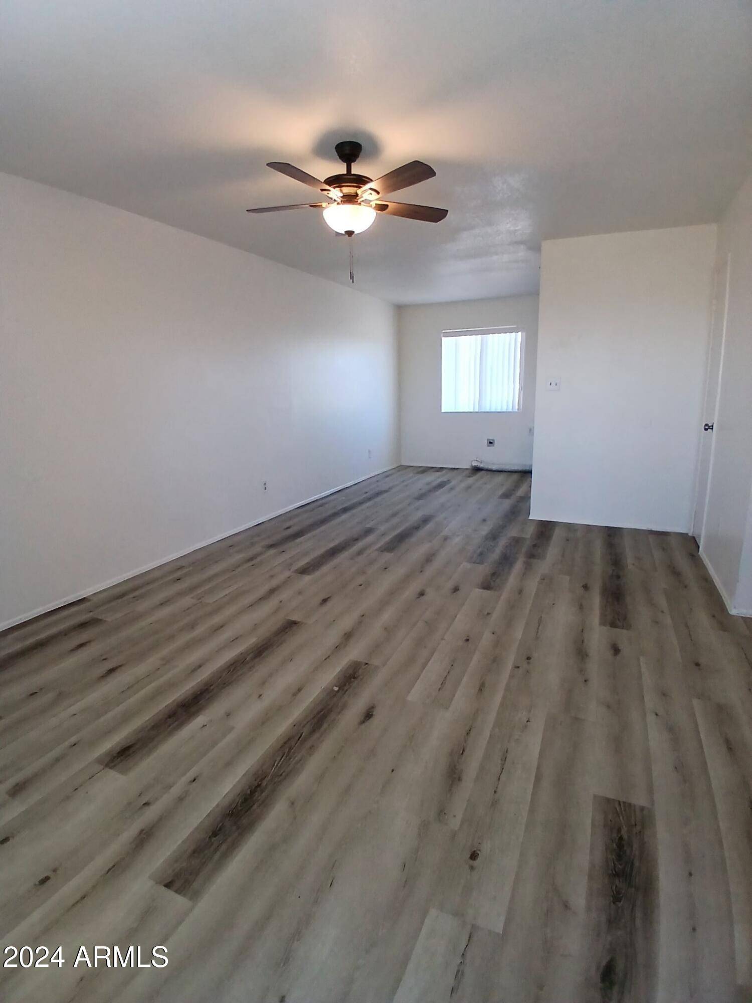 Phoenix, AZ 85003,370 W MOHAVE Street #3