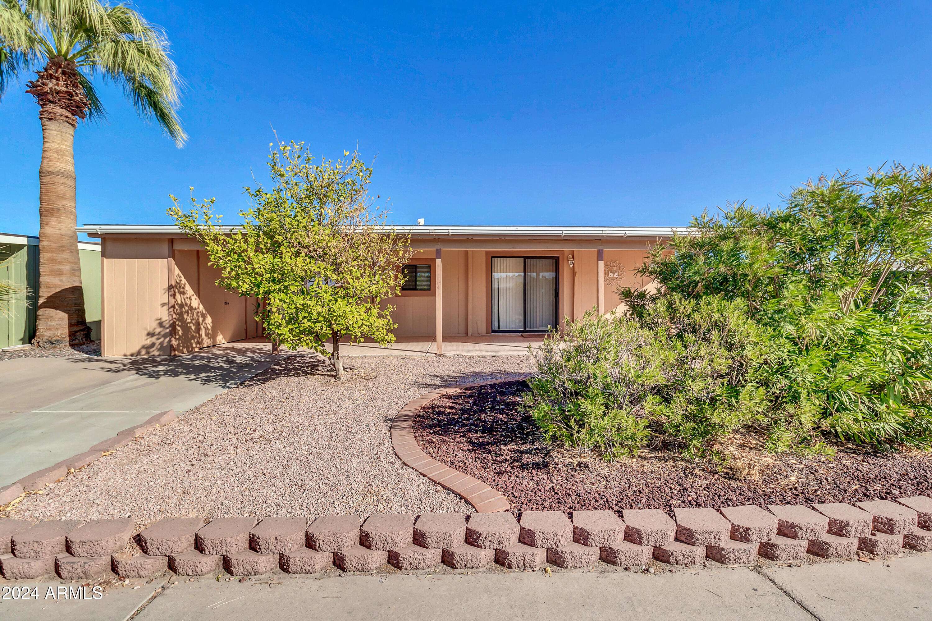 Mesa, AZ 85215,5735 E MCDOWELL Road #270