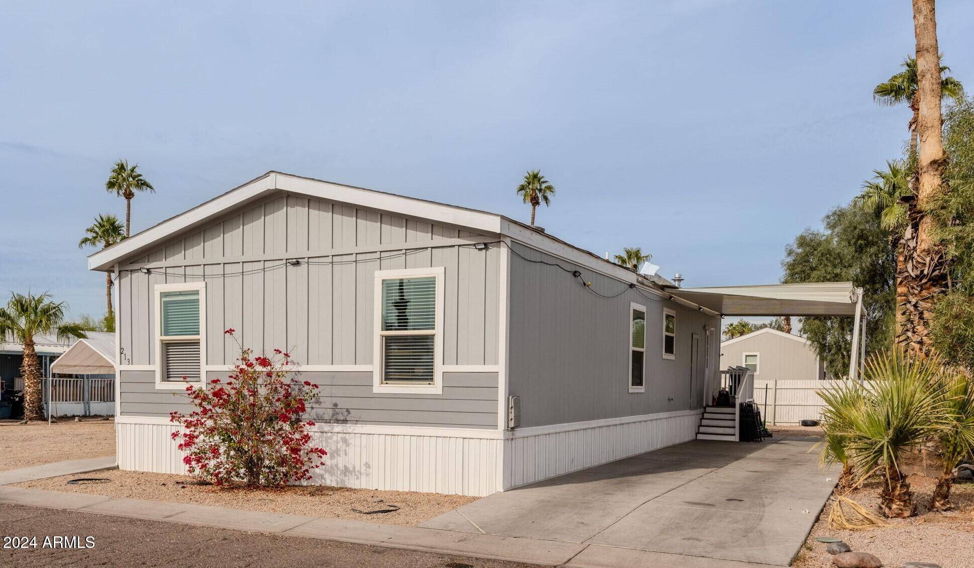 Mesa, AZ 85201,625 W MCKELLIPS Road #213