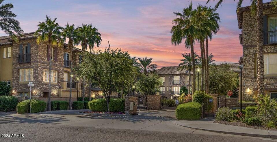 Phoenix, AZ 85016,4413 N 24TH Place