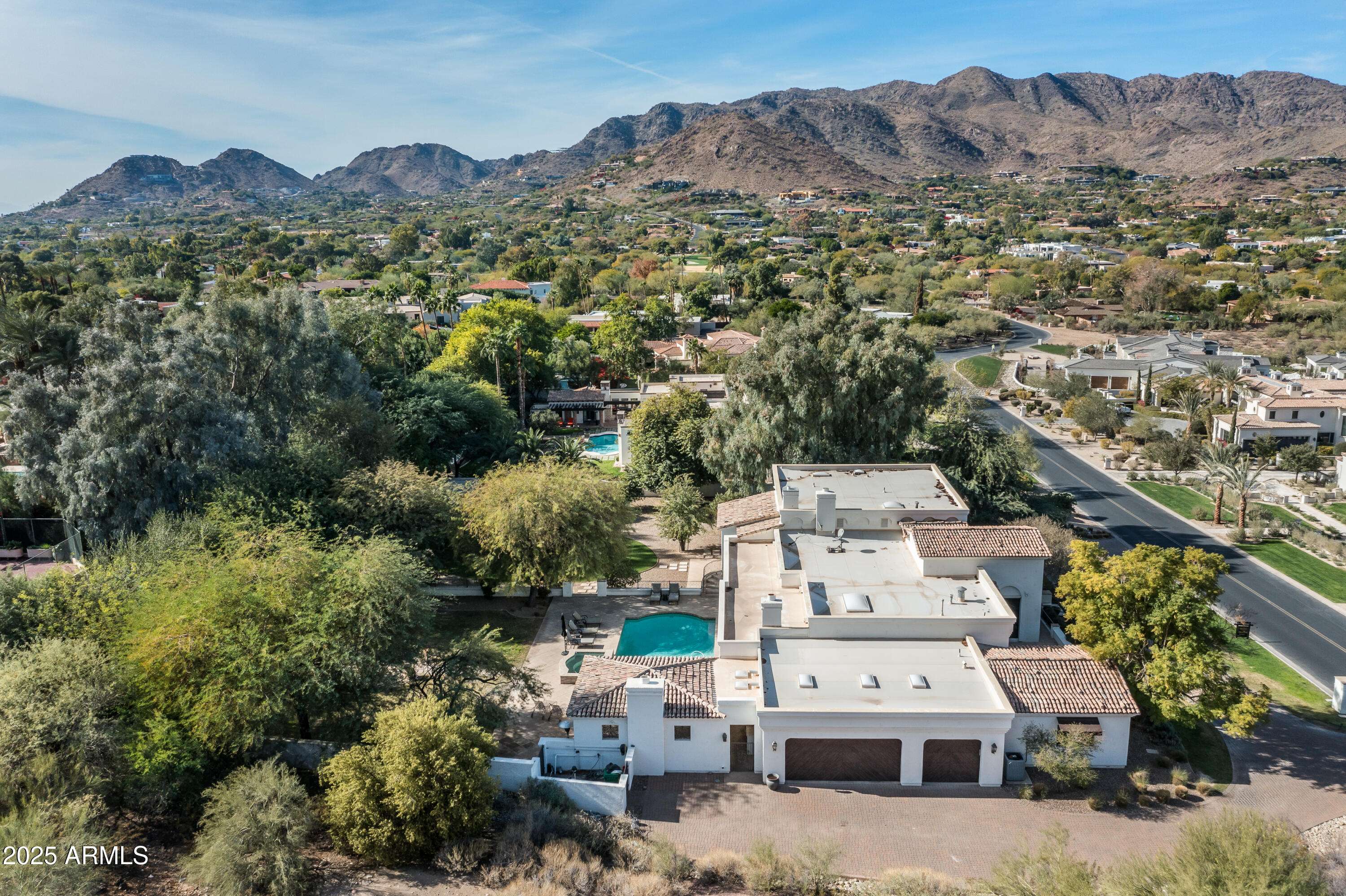 Paradise Valley, AZ 85253,5301 E ROADRUNNER Road